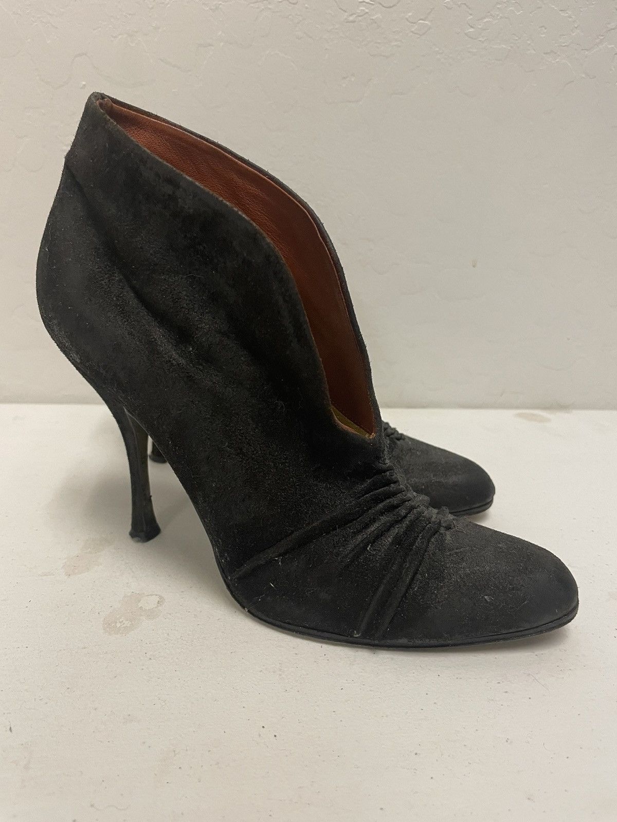 Dolce & Gabbana Heeled Suede Bootie Size US 5.5 / IT 35.5 - 4 Thumbnail