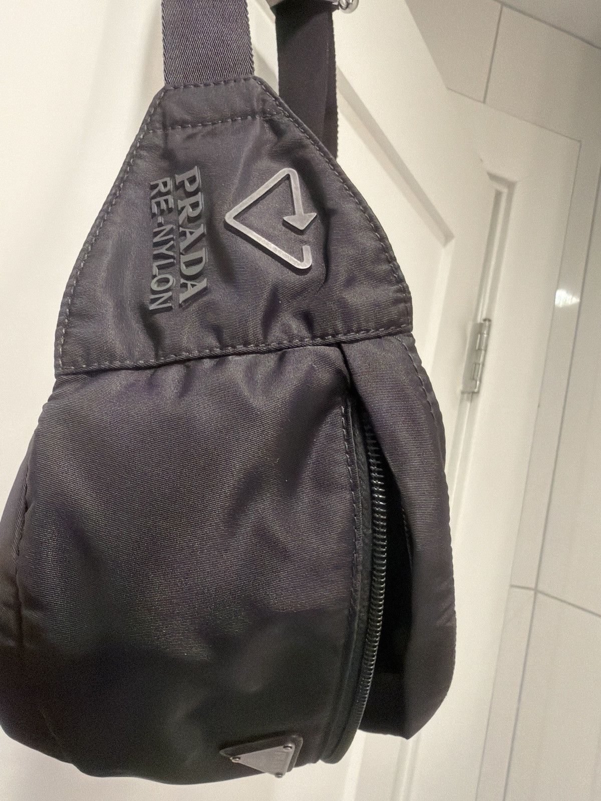 Prada Prada Re-Edition Black Re-Nylon- Excellent Condition Size ONE SIZE - 8 Thumbnail