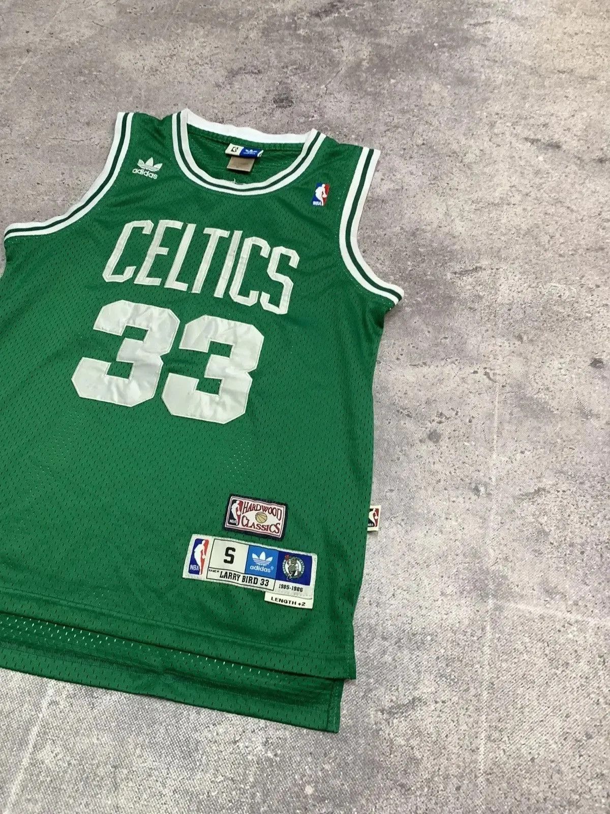 Adidas Larry Bird 33 Boston Celtics adidas nba jersey retro vintage Size US M / EU 48-50 / 2 - 4 Thumbnail