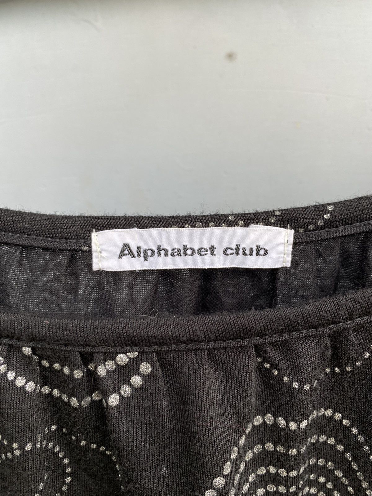 Japanese Brand Alphabet Club Longsleeve with Abstract Dot Swirl Pattern Size ONE SIZE - 7 Thumbnail