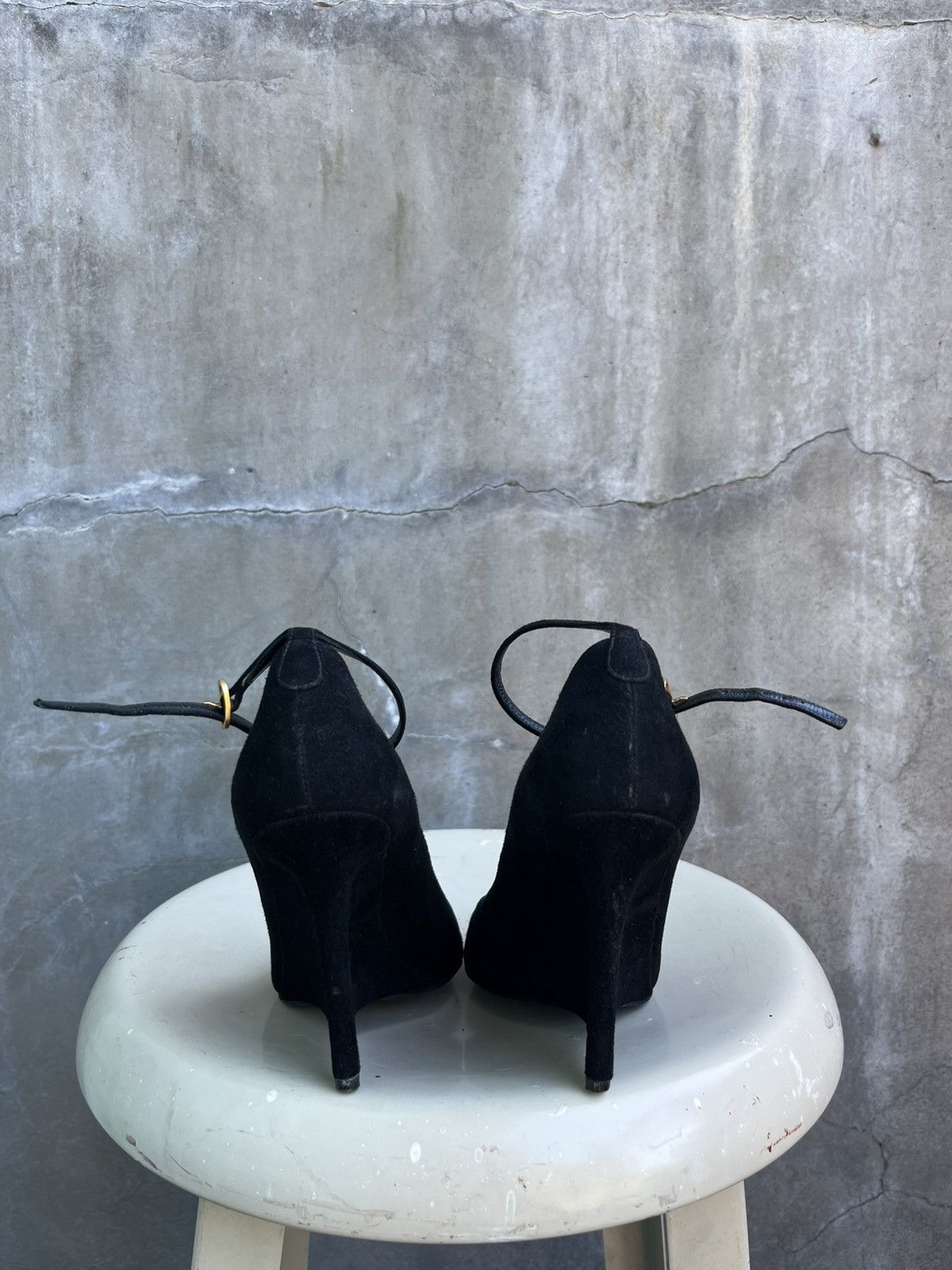 Alexander McQueen Gold Tip Ankle Strapped Heels Size US 6 / IT 36 - 5 Thumbnail