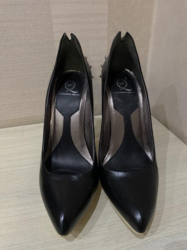 Alexander McQueen Leather shoes studs Alexander McQueen Size US 7 / IT 37 - 2 Thumbnail