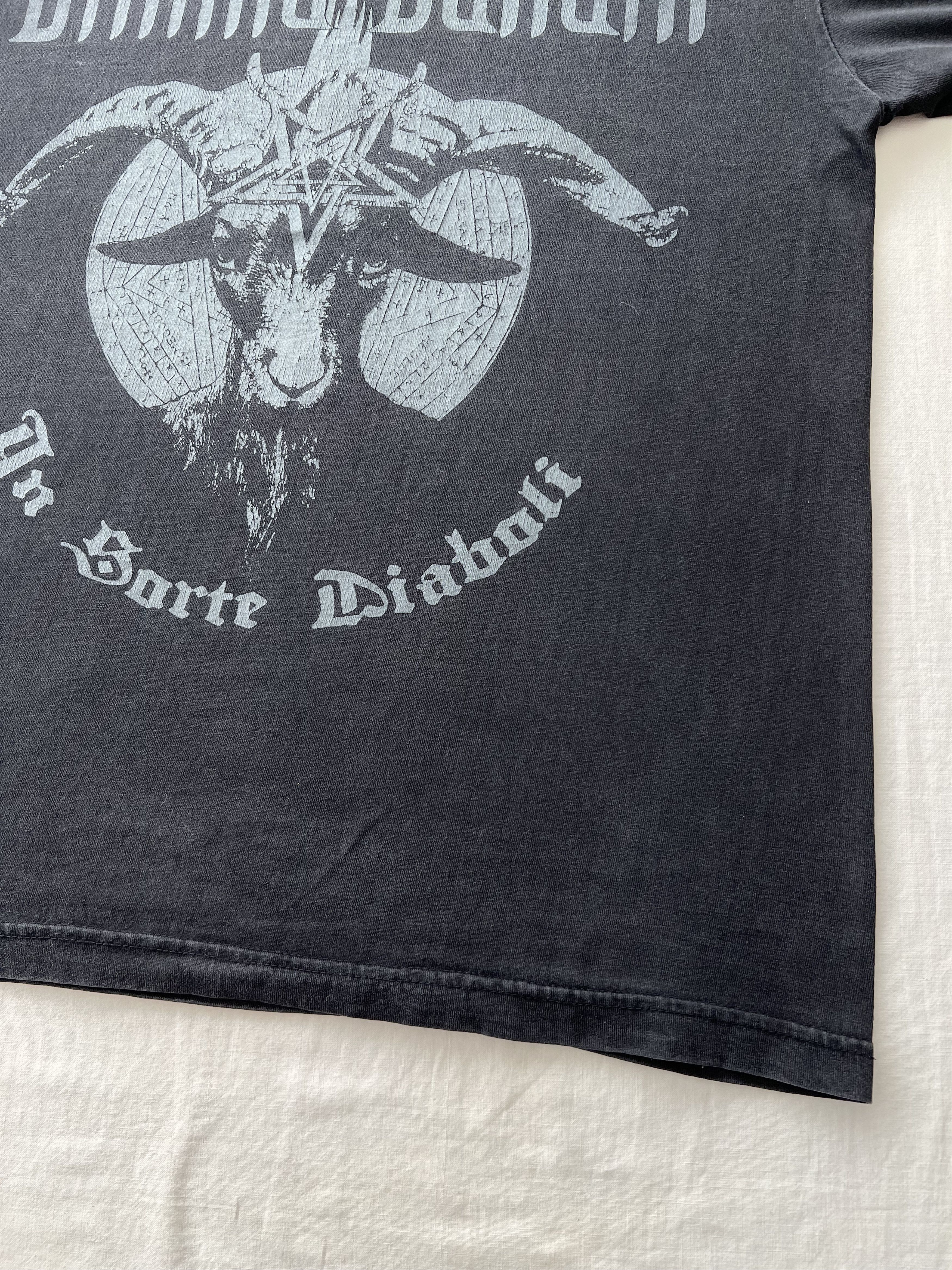 Band Tees Vintage Dimmu Borgir In Sorte Diaboli Black Metal T-shirt Size US L / EU 52-54 / 3 - 9 Thumbnail