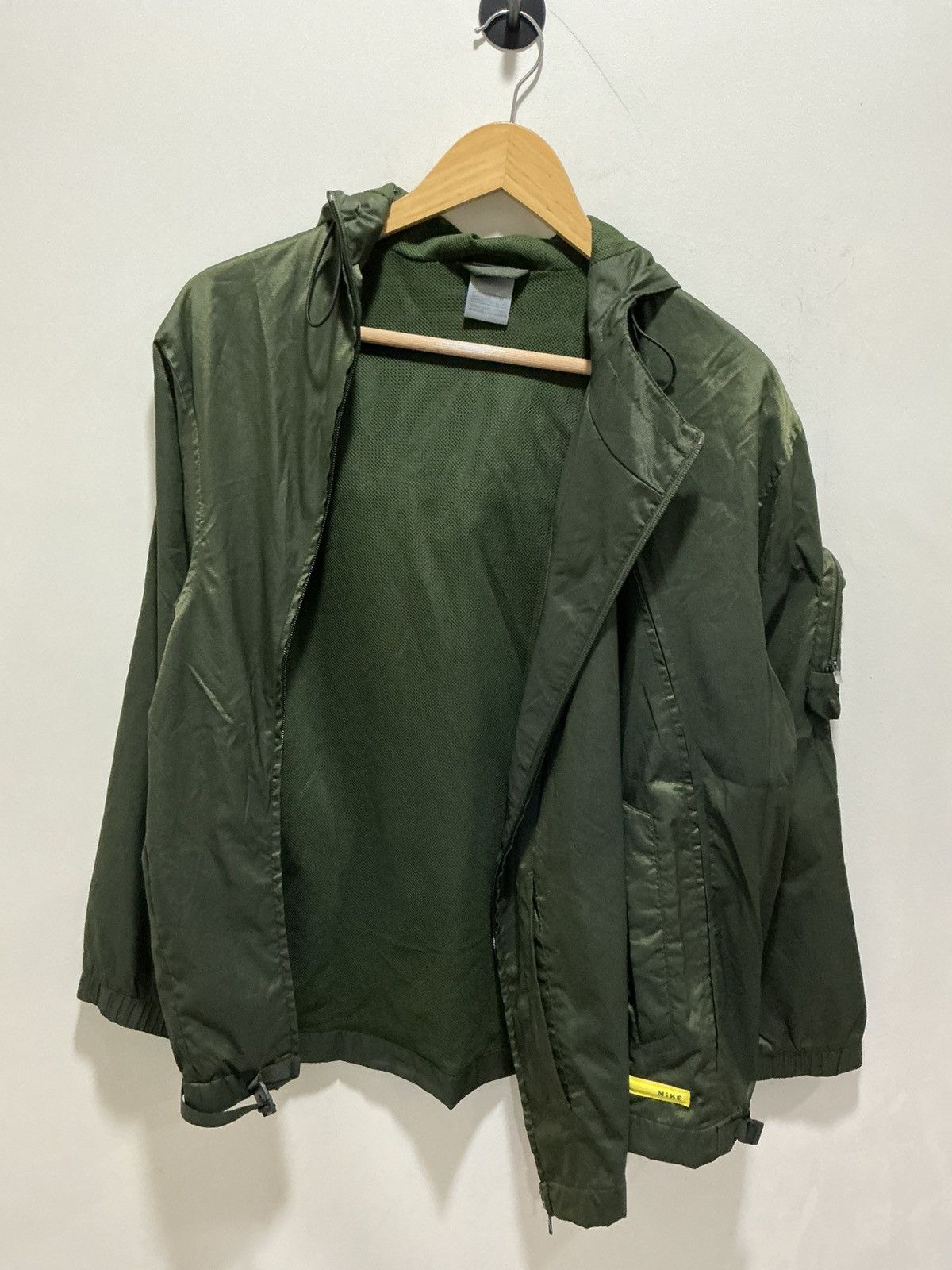 Gyakusou × Nike × Vintage Vintage Nike Gyakusou Asymmetrical Zip Pocket Jacket Size US L / EU 52-54 / 3 - 7 Thumbnail
