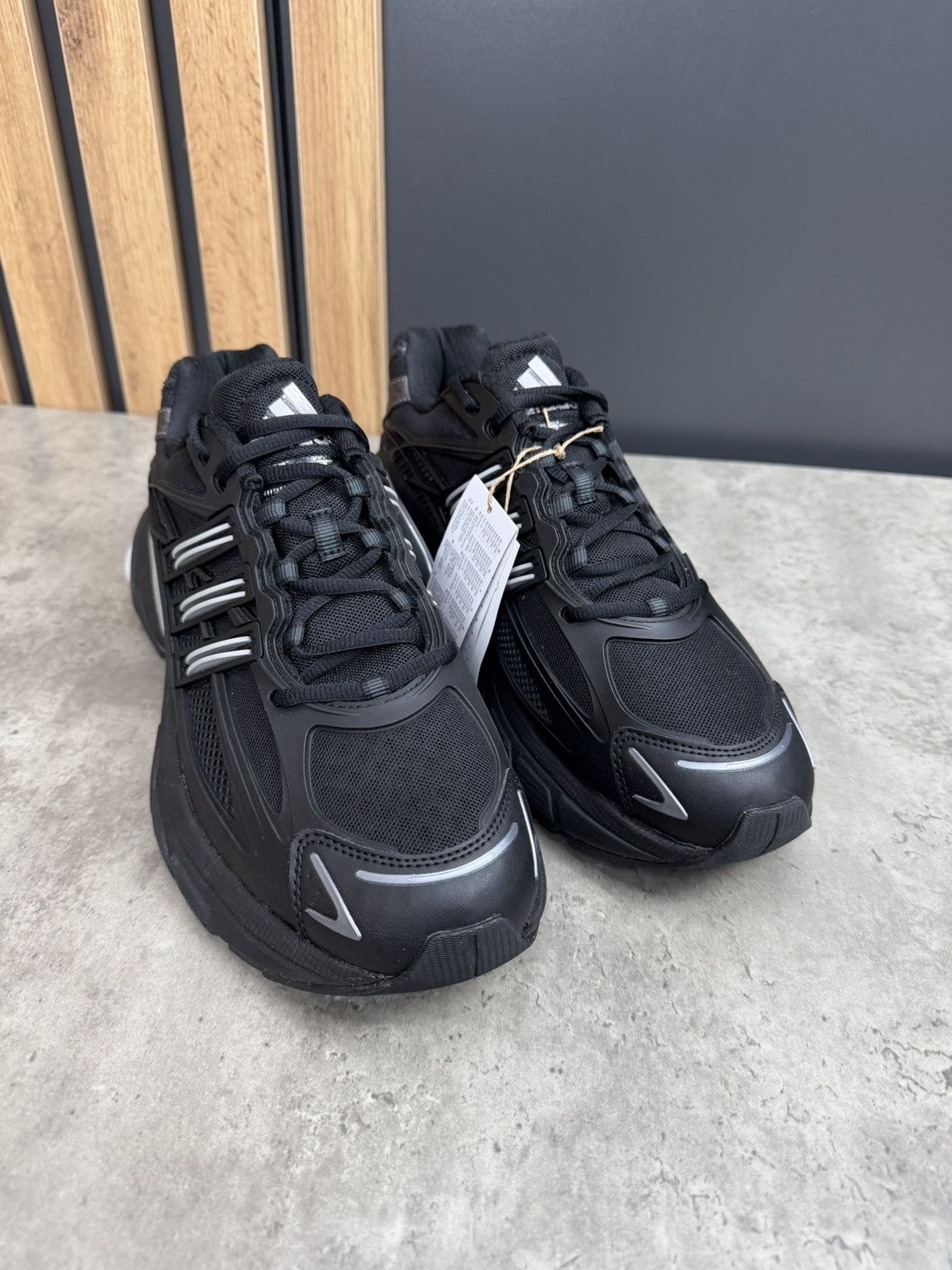 Adidas Adidas Adistar XLG 2.0 Black/Silver Sneakers Size US 11 Size US 11 / EU 44 - 4 Thumbnail