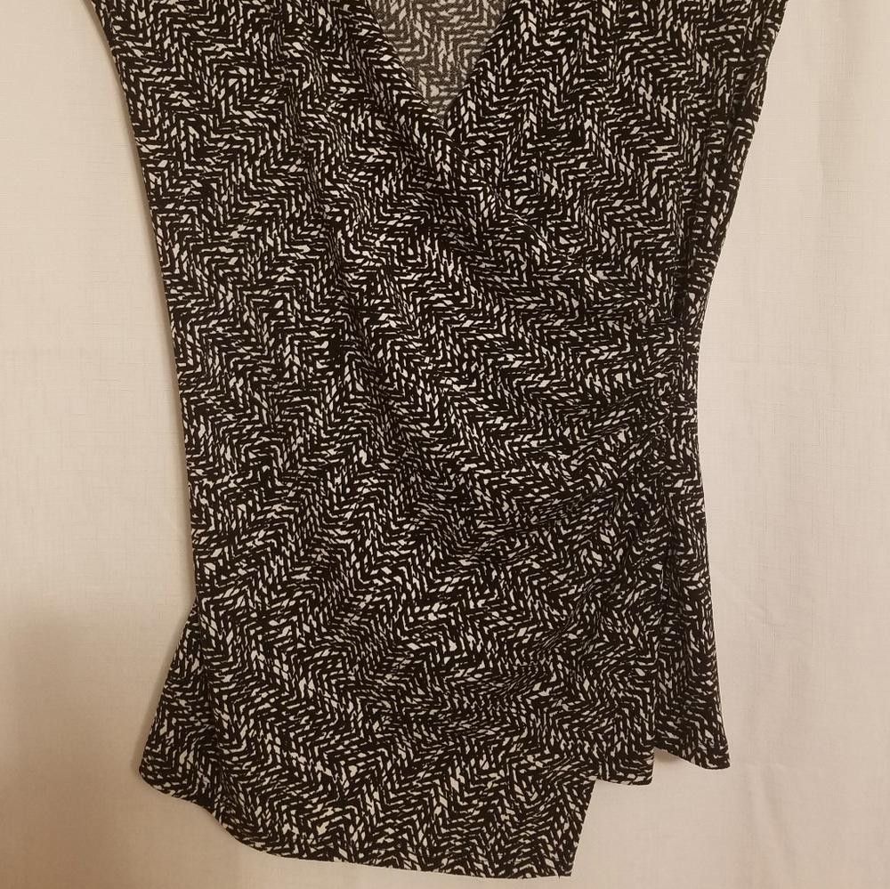 Designer Ann Taylor Factory Sleeveless Top Size XS Size XS / US 0-2 / IT 36-38 - 2 Thumbnail