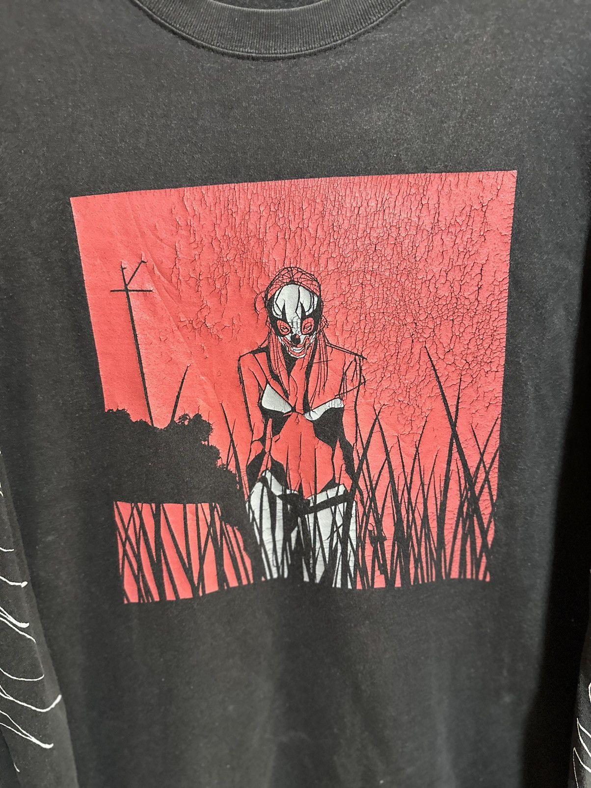 Japanese Brand Vintage Amazarashi Skull Mask Faded Long Sleeve Tee Size US M / EU 48-50 / 2 - 2 Thumbnail