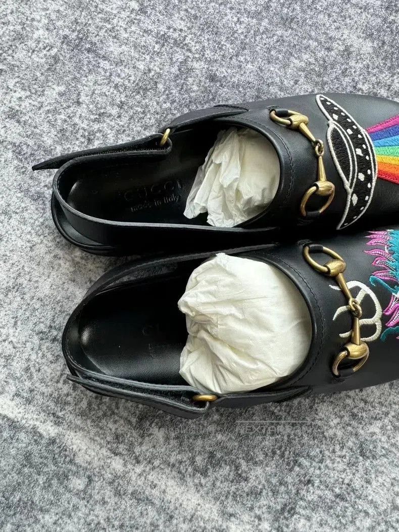 Gucci Gucci Black Embroidered Horsebit Sandals. Size US 8 / EU 41 - 3 Thumbnail