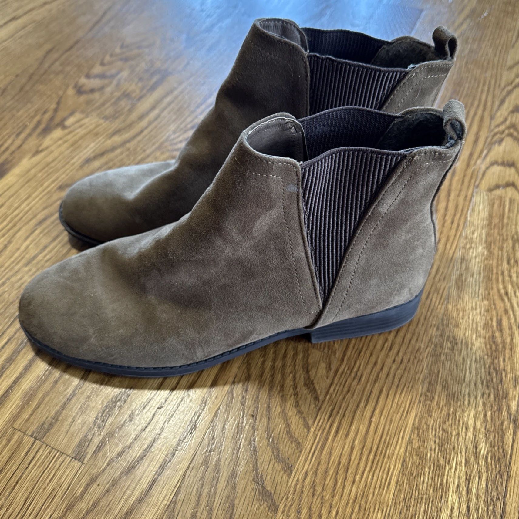 Primark Primark Chelsea Boots 10 Cognac Ankle Booties Vegan Suede Capsule Minimalist Women's Faux Suede Chelsea Boot US 10 Brown Autumn 2020s Size US 10 / IT 40 - 5 Thumbnail