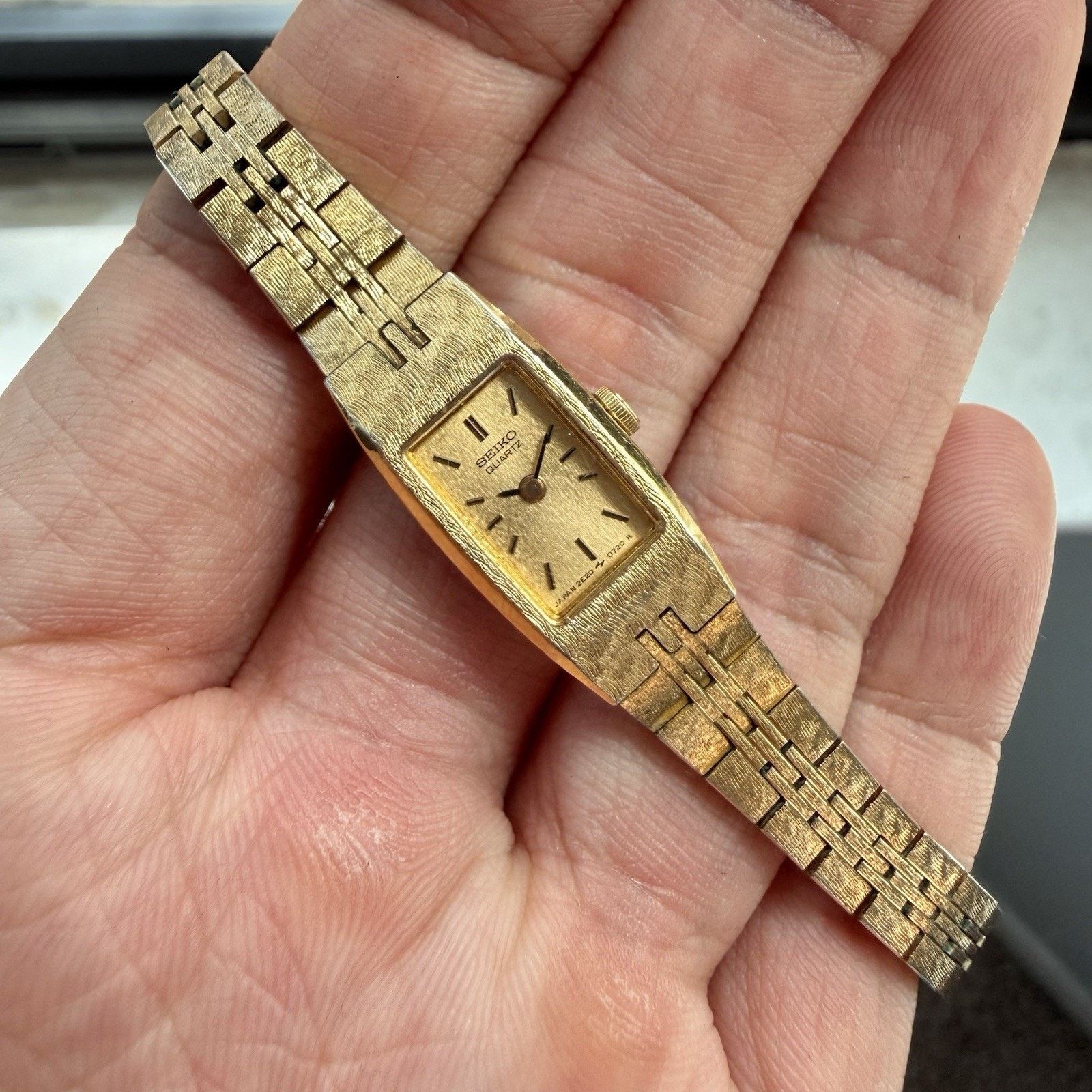 Seiko Quartz Women’s Watch Dainty Bracelet Gold Tone, Women's
