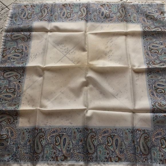 Vintage Paisley Scarf Handkerchief Size ONE SIZE - 1 Thumbnail