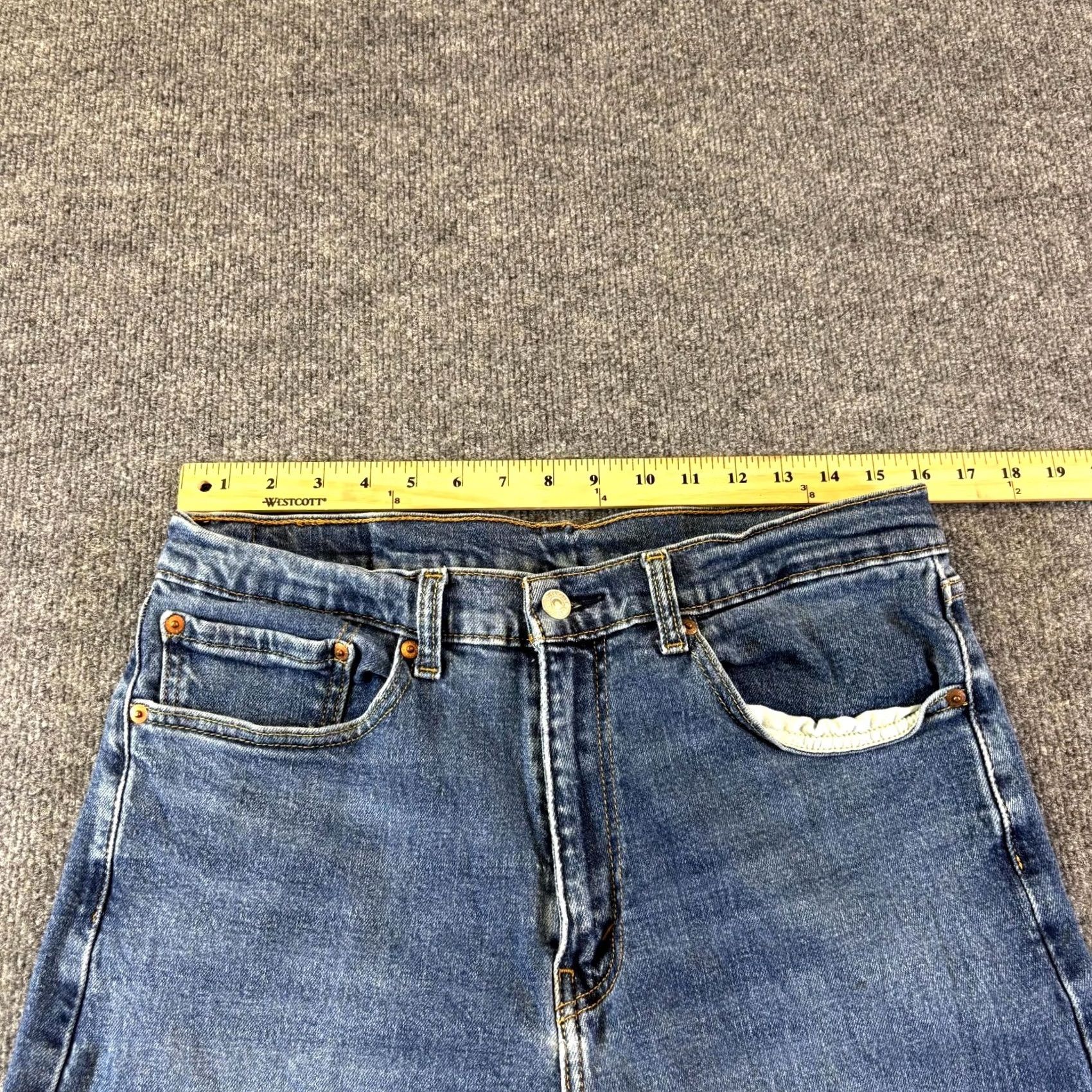 Levi's Levi's 505 Jeans Men's 34x30 Blue Denim Medium Wash Regular Fit Straight Leg Size US 34 / EU 50 - 3 Thumbnail