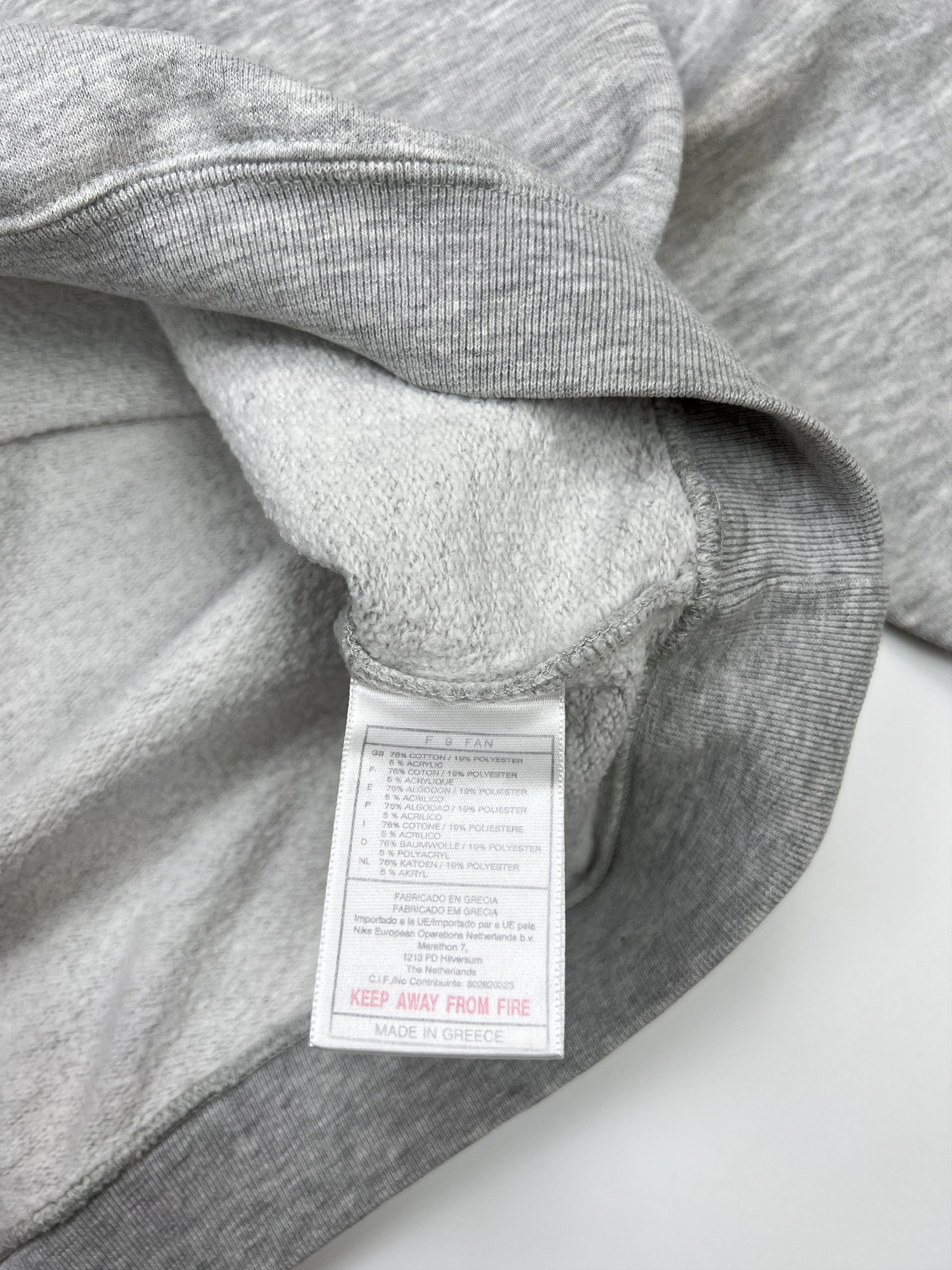 Nike Vintage Nike Swoosh Logo Gray Sweatshirt "Athletissma" Size US L / EU 52-54 / 3 - 7 Thumbnail
