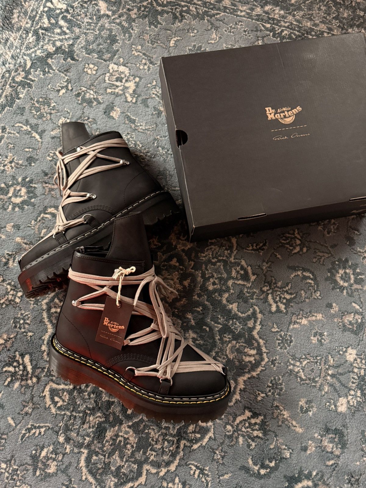Dr. Martens × Rick Owens 1460 Megalace Quad Rick Owen’s x Dr. Martens Size US 11 / EU 44 - 8 Thumbnail