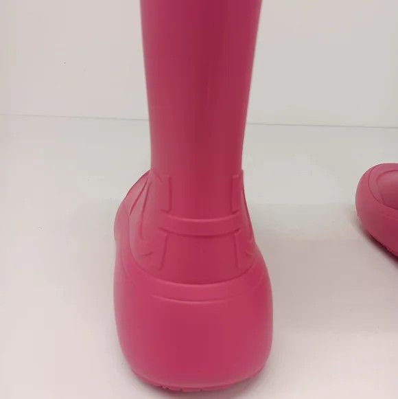 Salvatore Ferragamo Ferragamo Women's Gancini Detail Pink Rain Boots - Size 9 Size US 9 / IT 39 - 11 Thumbnail