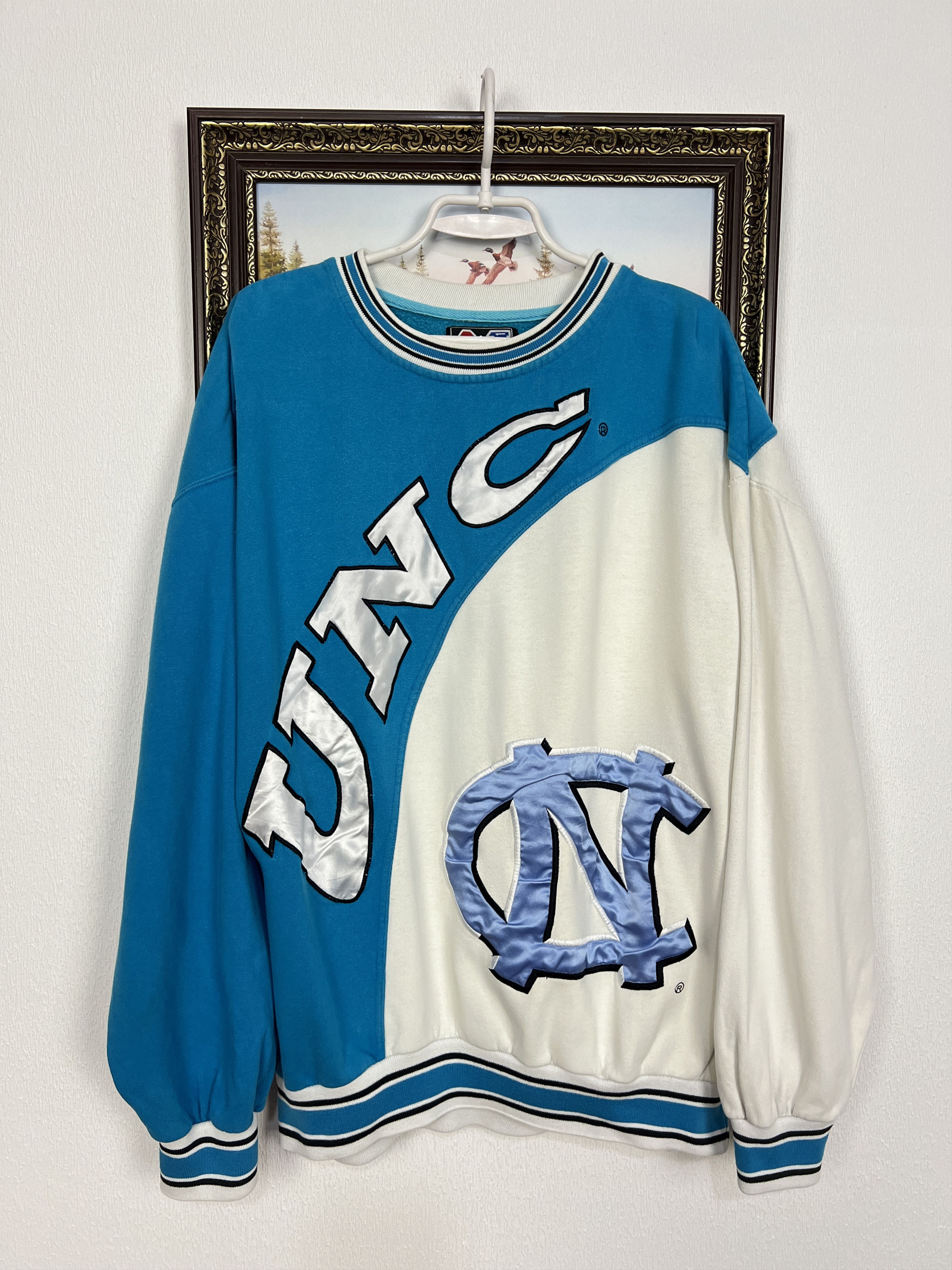 Vintage Vintage UNC North Carolina Crewneck Sweatshirt Big Logo NCAA Size US XL / EU 56 / 4 - 1 Thumbnail