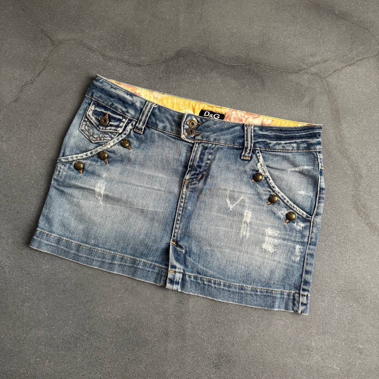 Dolce & Gabbana × Vintage D&G Dolce & Gabbana Vintage Mini Skirt Size 27" / US 4 / IT 40 - 5 Thumbnail