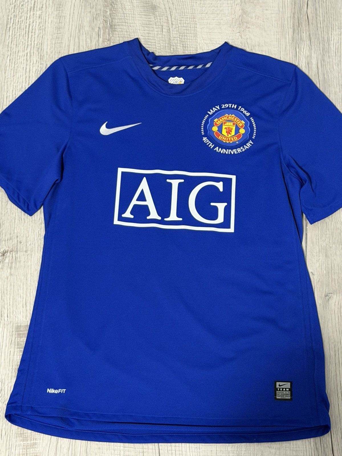 Adidas Tevez 08/09 Man United Jersey Size US M / EU 48-50 / 2 - 1 Thumbnail