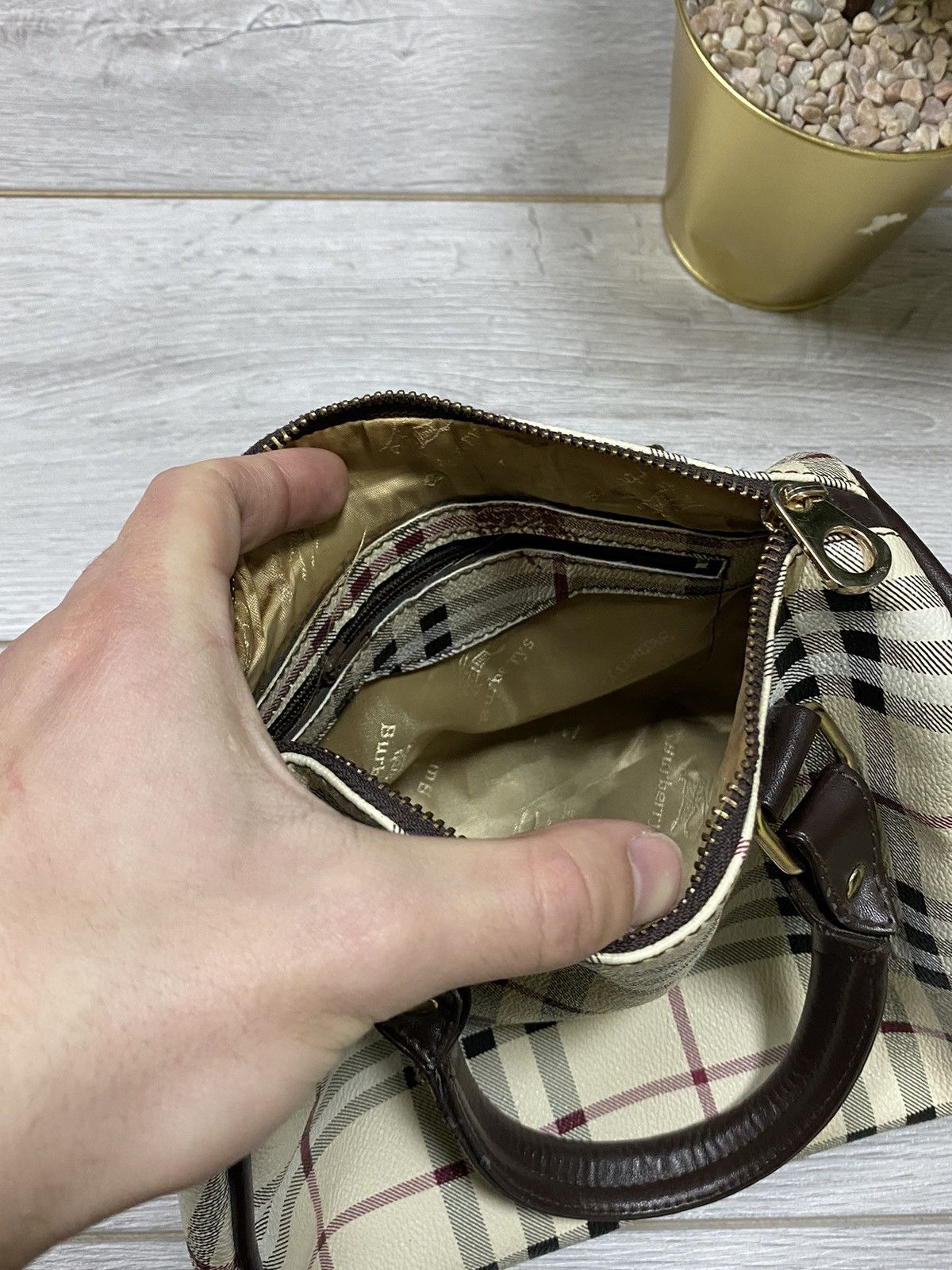 Vintage Burberry nova check monogram handle bag Size ONE SIZE - 5 Thumbnail