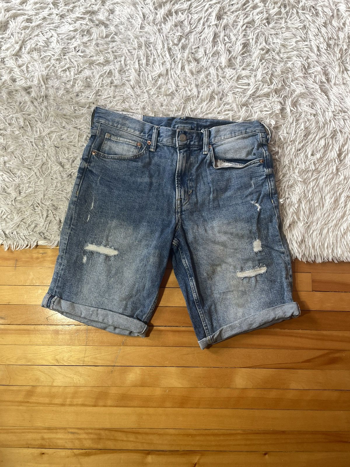 H&M Denim shorts y2k washed blue Size US 32 / EU 48 - 1 Thumbnail