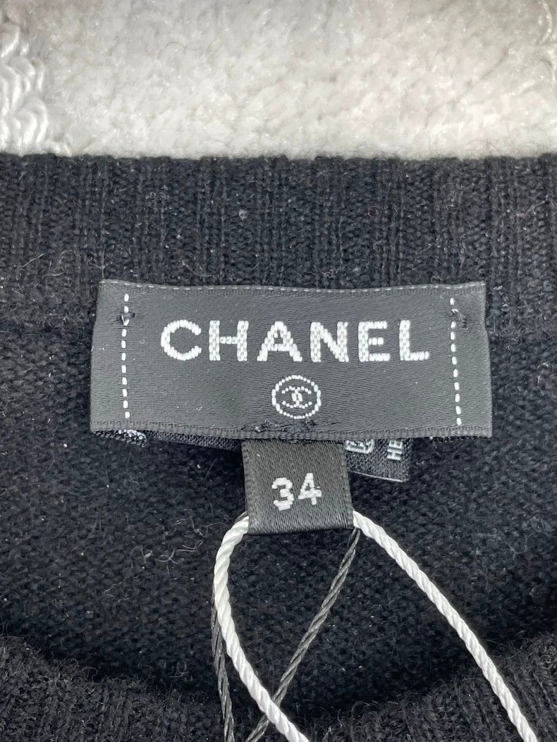 Chanel Chanel Flowers Sequin Cashmere Cardigan -2505 Size US S / EU 44-46 / 1 - 7 Thumbnail