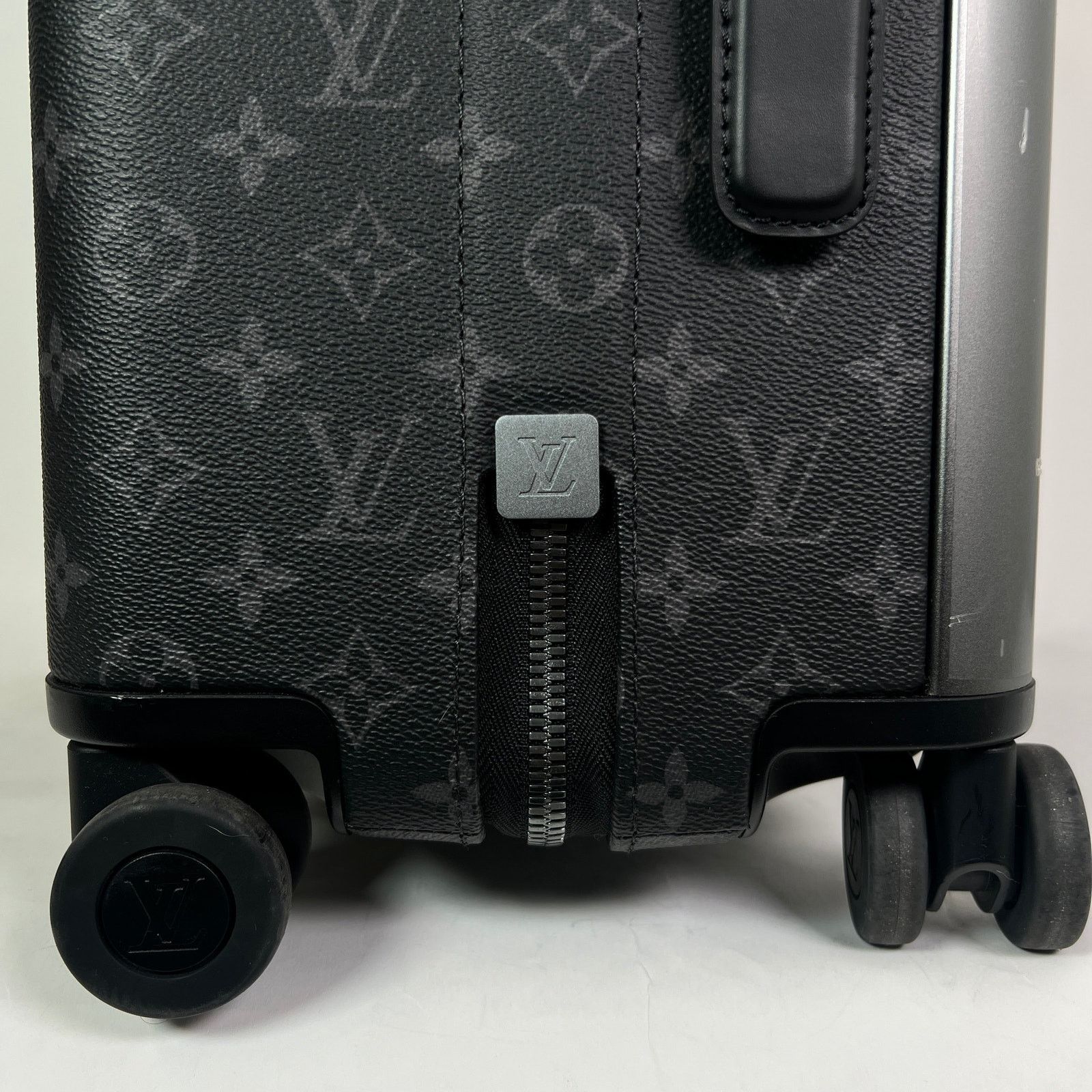 Louis Vuitton Louis Vuitton Monogram Eclipse Horizon 55 Suitcase Size ONE SIZE - 9 Thumbnail