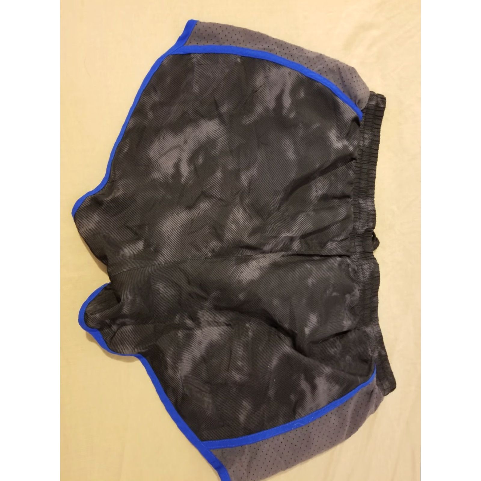 Under Armour Womens Under Armour Shorts L Large Black Athletic Gym Workout Size 36" / US 14 / IT 50 - 2 Thumbnail