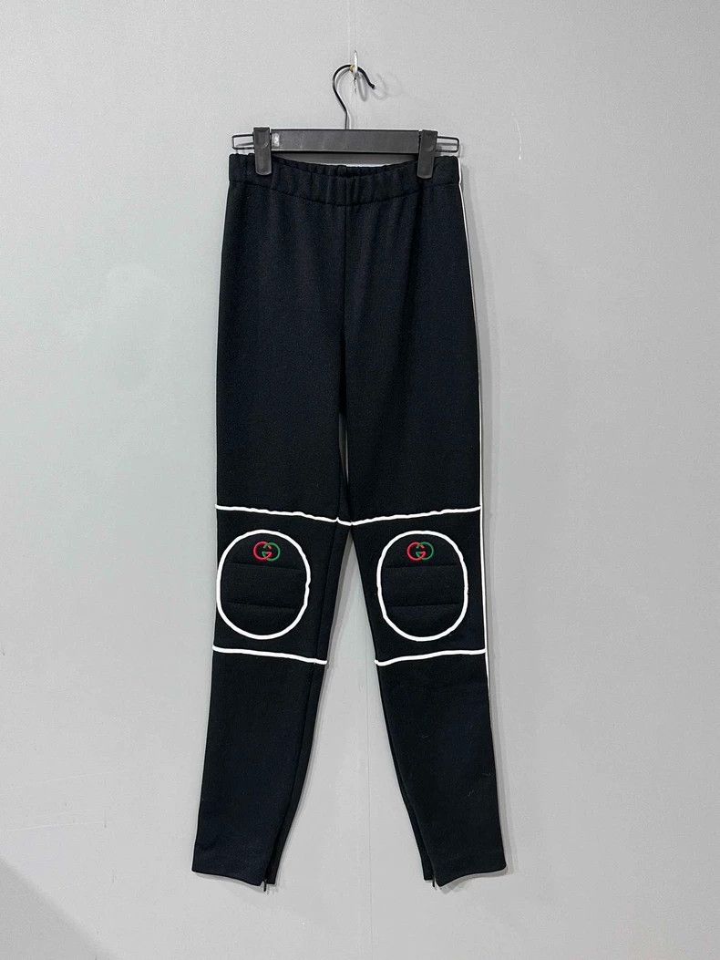 Gucci Gucci Size XS Embroidered logo casual trousers Size US 29 - 1 Thumbnail