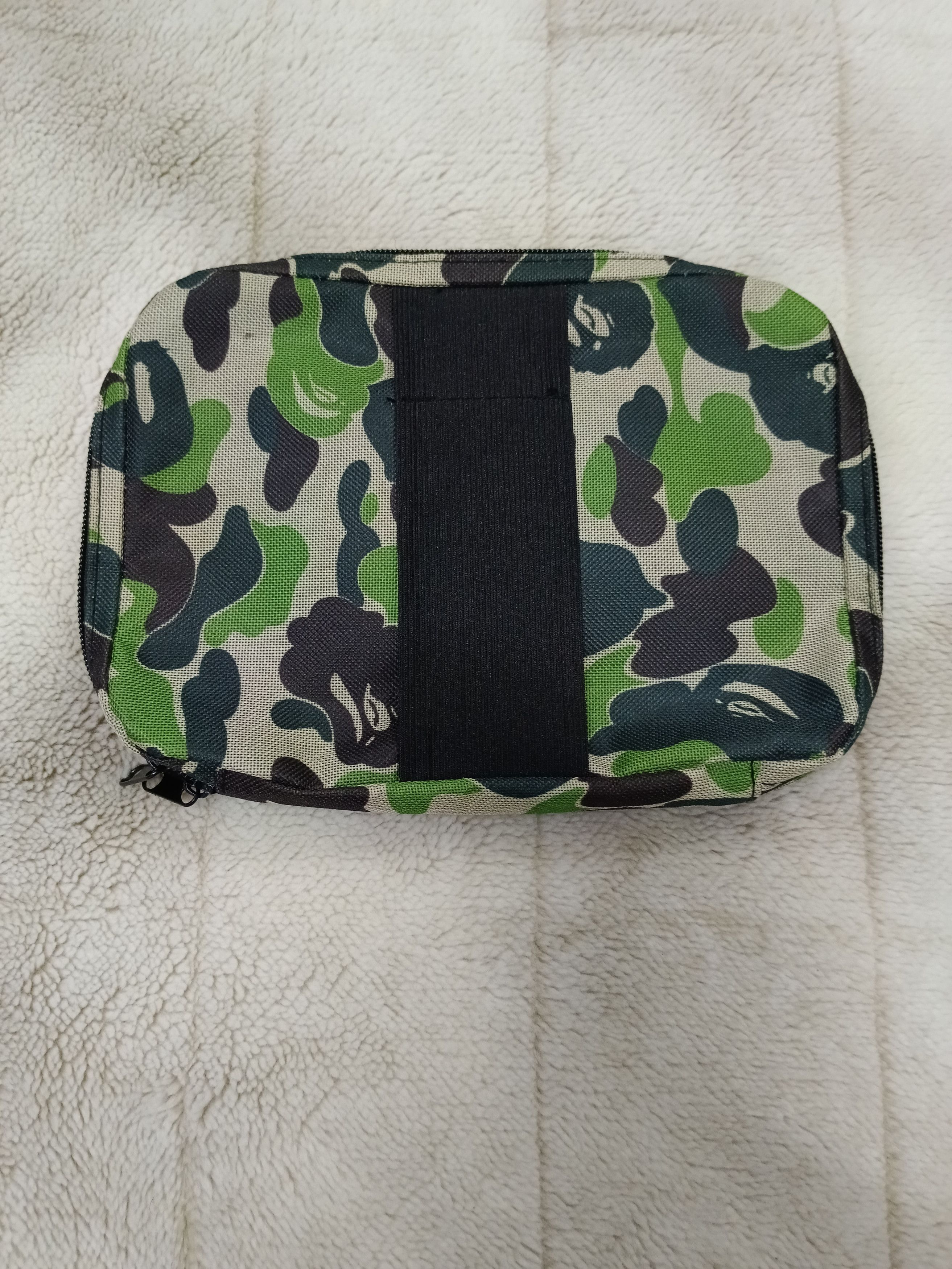 Bape A BATHING APE CAMO POUCH BAG Size ONE SIZE - 3 Thumbnail