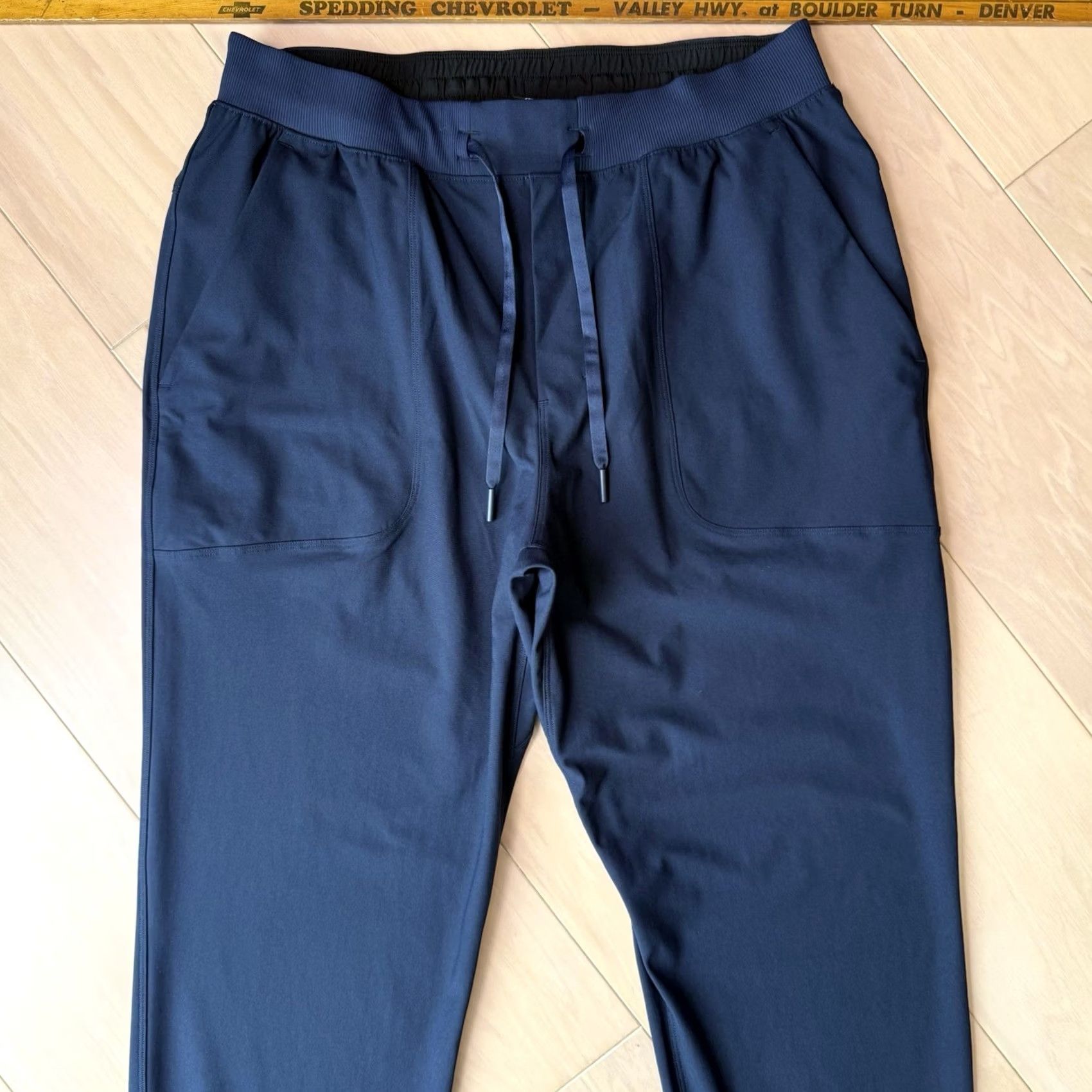 Lululemon Lululemon ABC Jogger Pants Large Navy Blue Knit Polyester Regular 28in Inseam Men Activewear Jogger Tapered Salable Lululemon ABC Model Mens Size US 33 - 3 Thumbnail