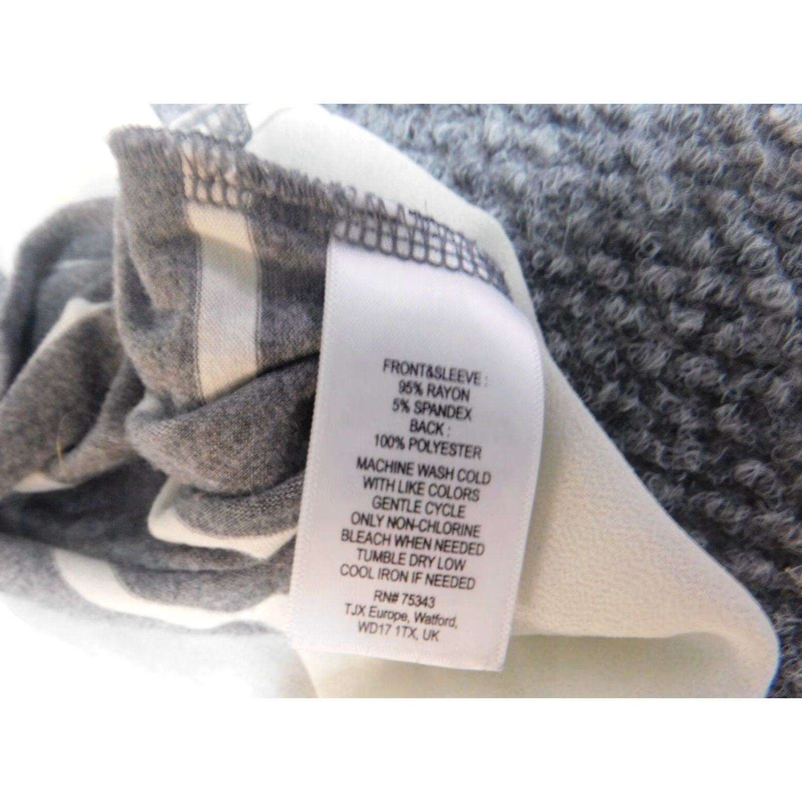 Cynthia Rowley Cynthia Rowley Blouse M Gray Striped Rayon Crew Neck Long Sleeve Cap Sleeve Casual Regular Women M Size M / US 6-8 / IT 42-44 - 7 Thumbnail