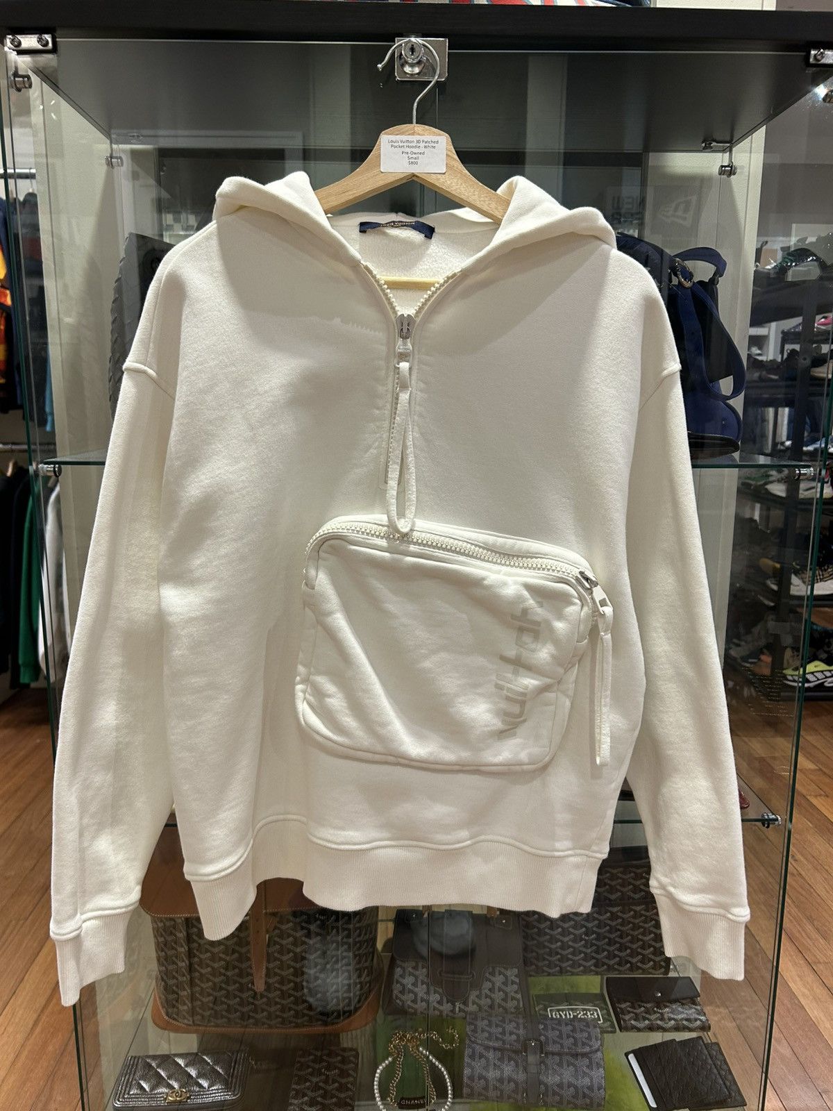 Louis Vuitton Louis Vuitton 3D Pocket Hoodie - White Size US S / EU 44-46 / 1 - 1 Thumbnail