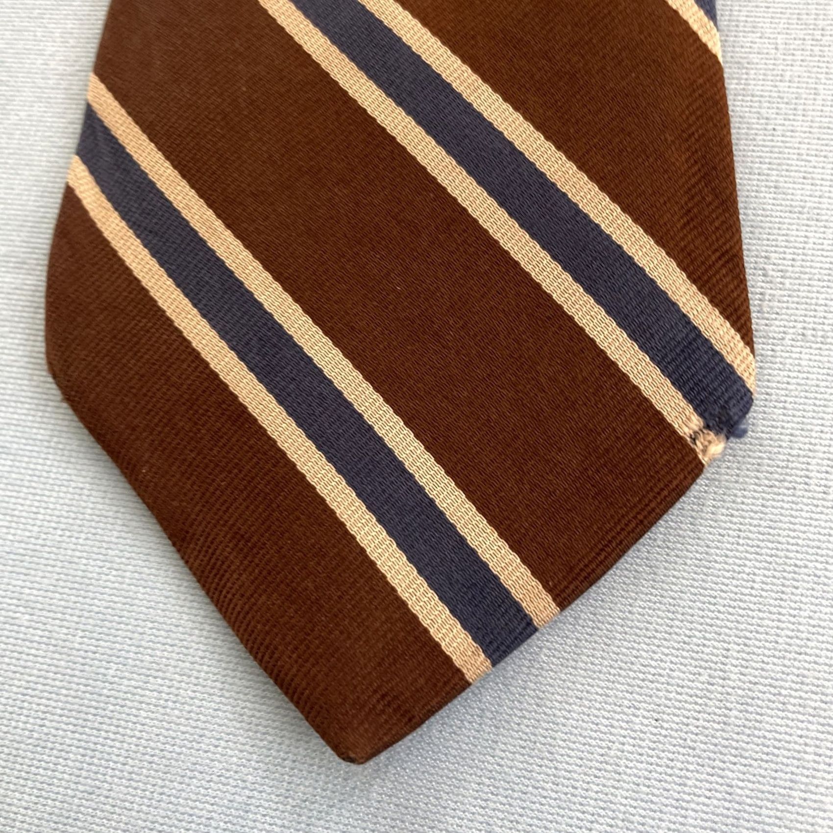 Vintage VINTAGE The Toggery Shop Organzine Warp Fine Repp Tie Brown Navy Blue Stripe vtg 4x56 Capsule Wide Necktie Mens Tie Size ONE SIZE - 2 Thumbnail