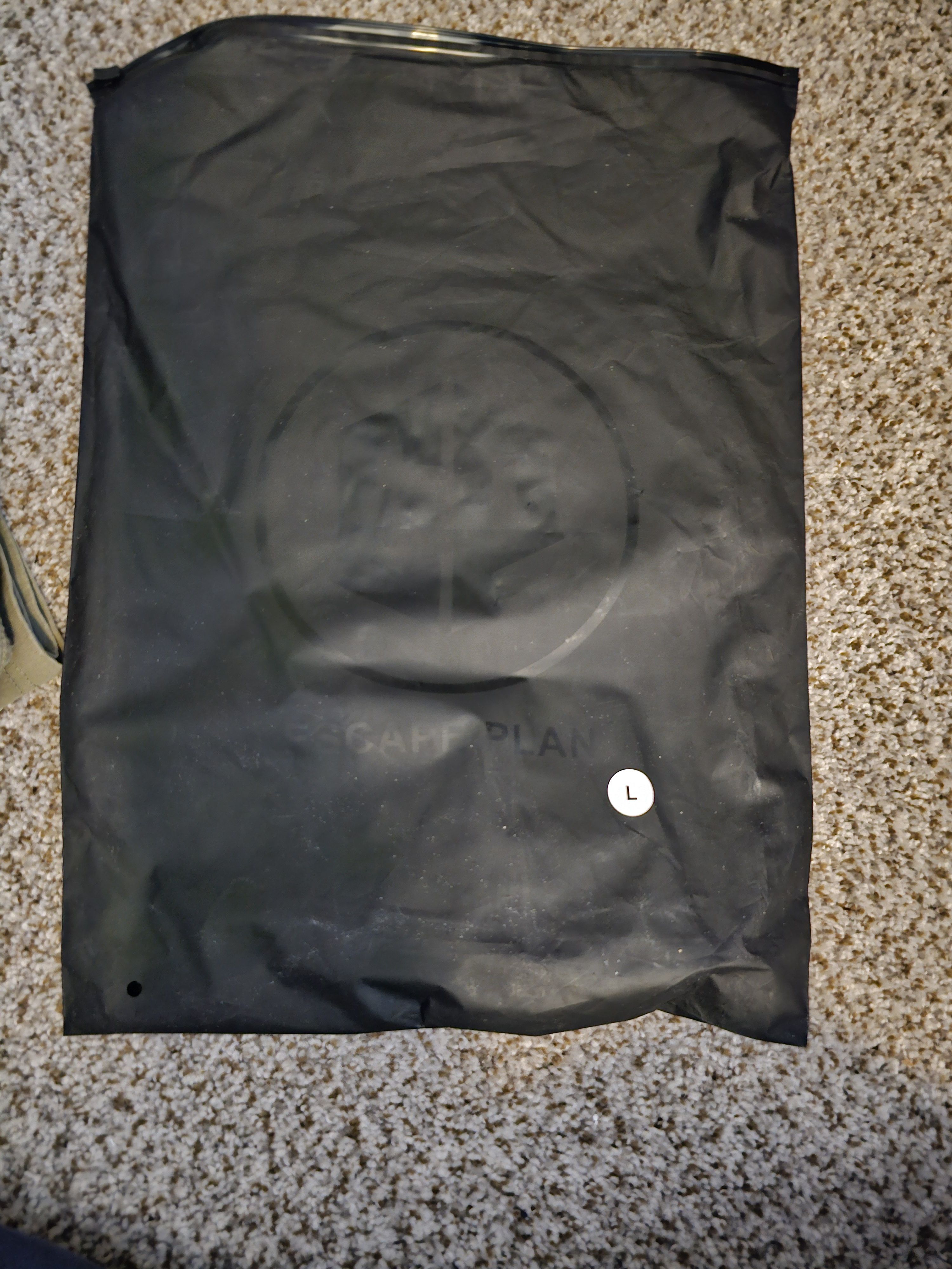 Other Escape Plan Mens short sleeve t-shirt Size US L / EU 52-54 / 3 - 12 Thumbnail