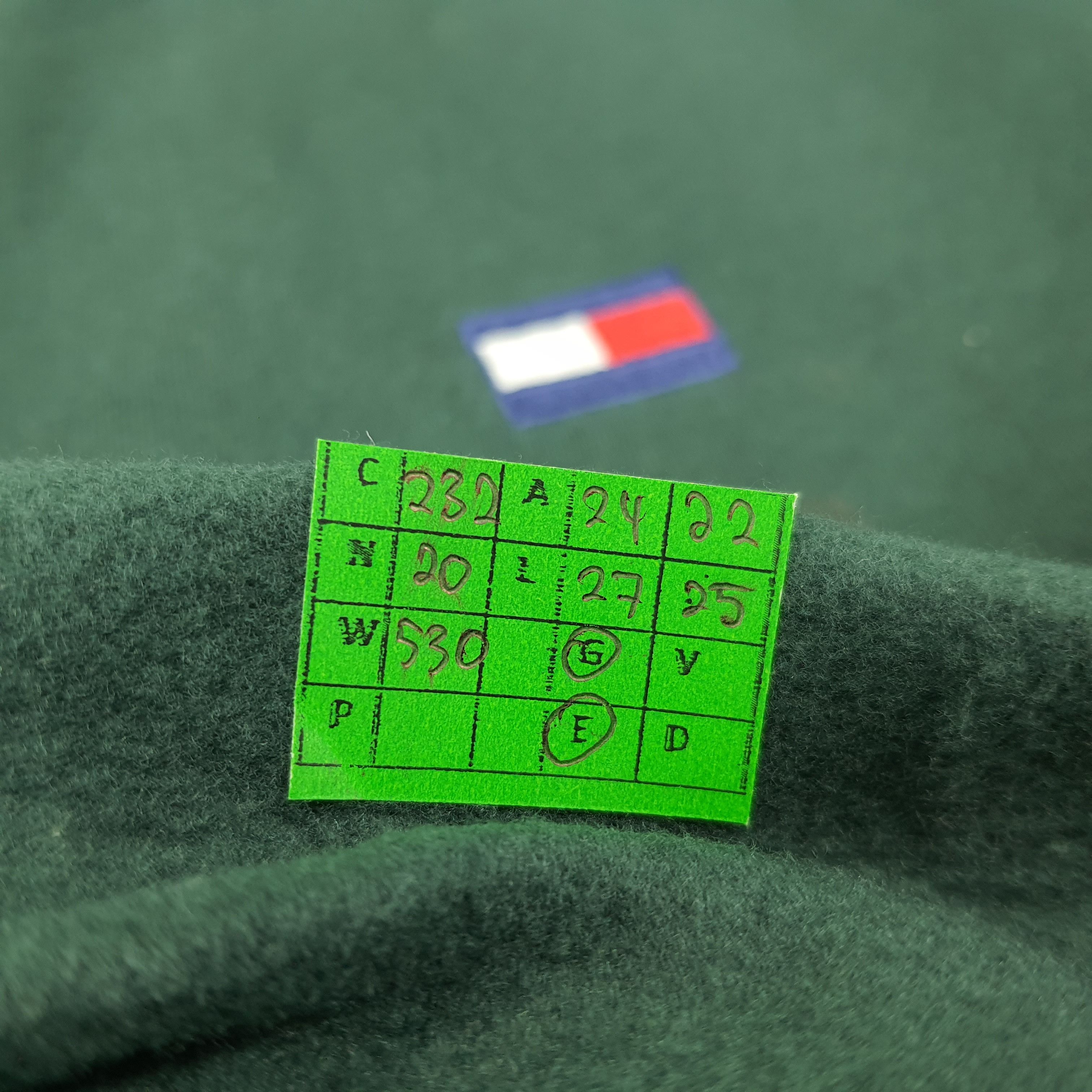 Tommy Hilfiger × Vintage Vintage Tommy Hilfiger Golf Sweatshirt C232N20 Size US L / EU 52-54 / 3 - 10 Thumbnail