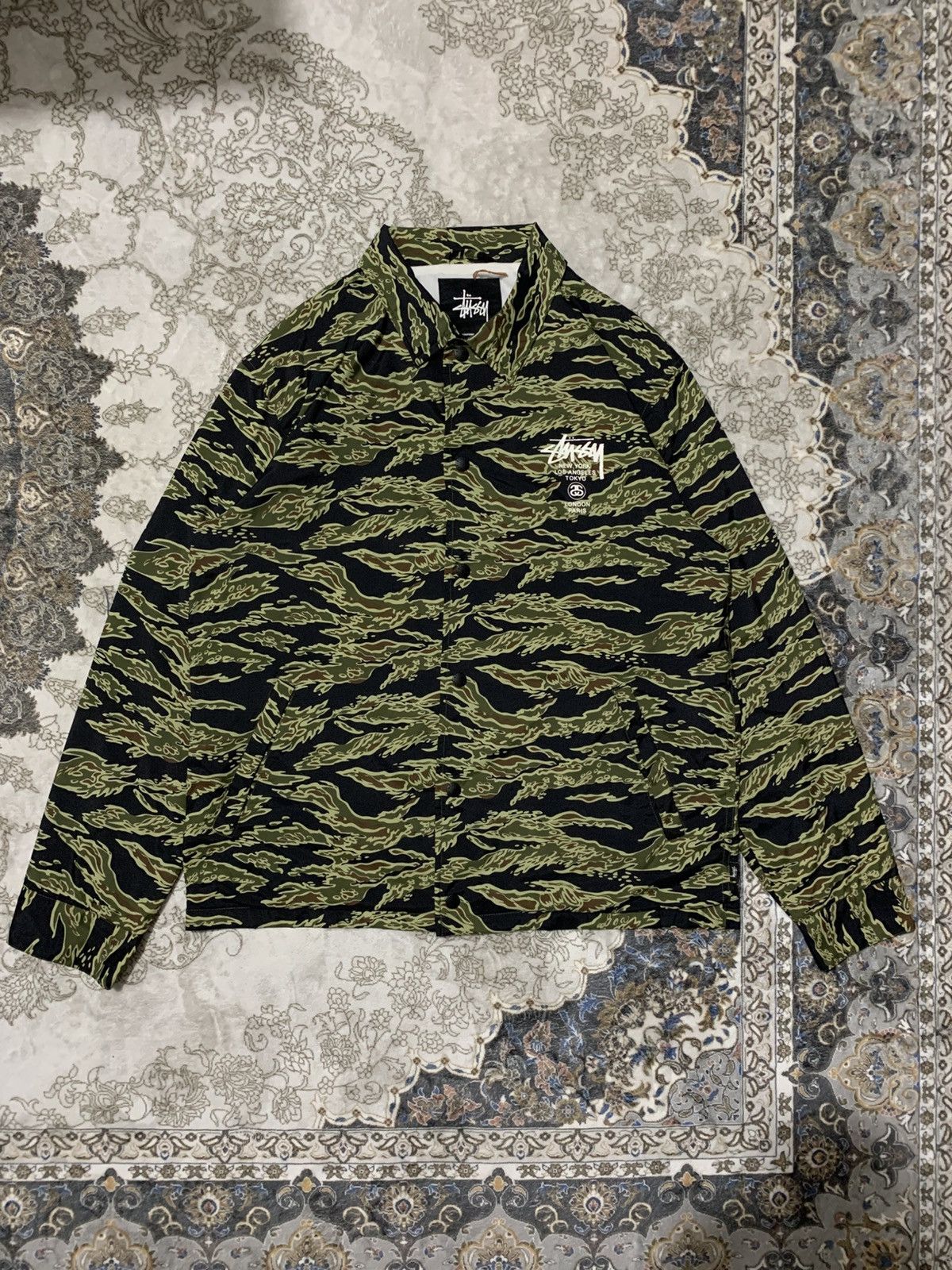 Stussy Stussy World Tour Tiger Stripes Size US L / EU 52-54 / 3 - 1 Thumbnail
