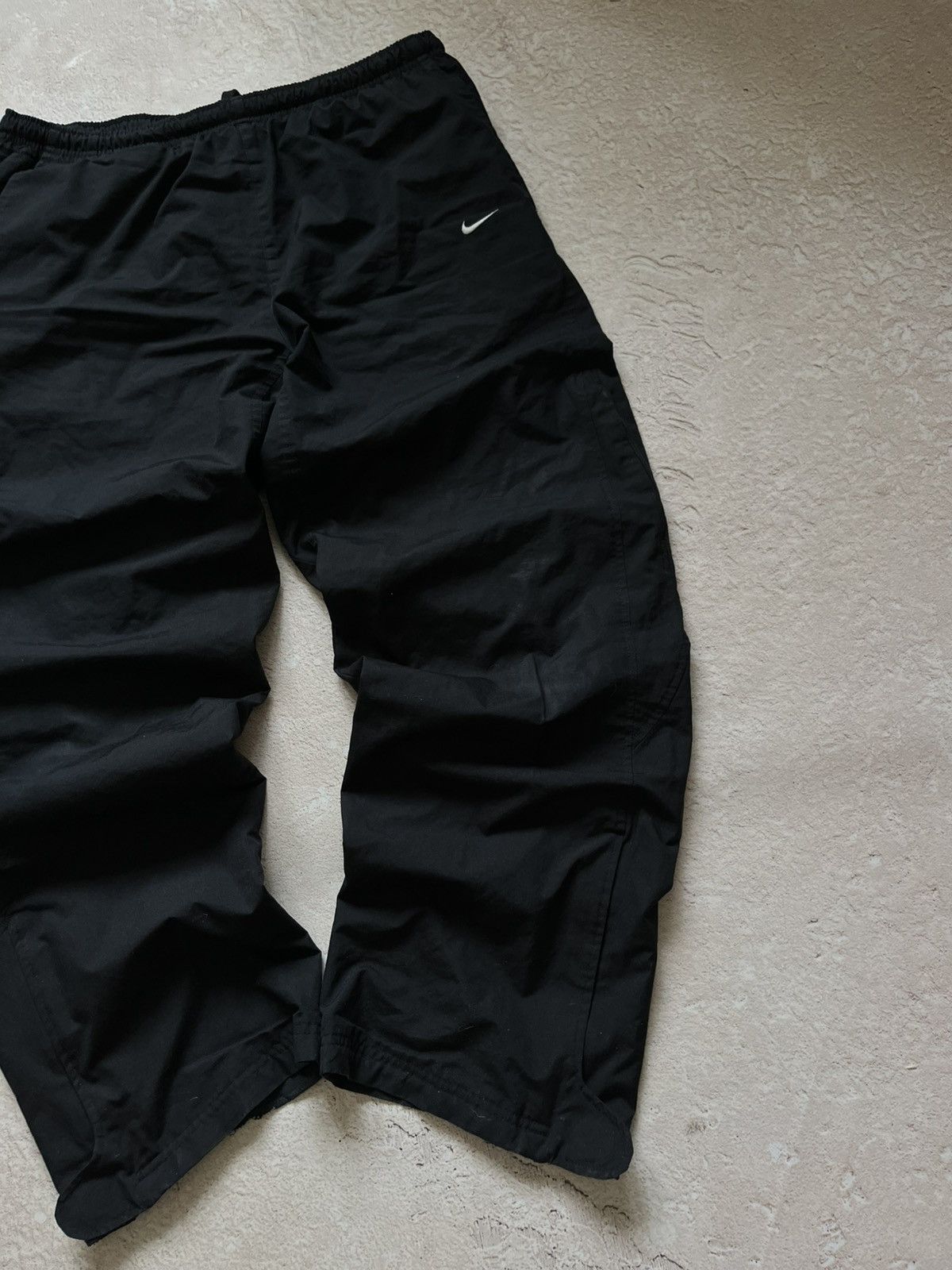 Nike NIKE VINTAGE BLACK TRACK PANTS • Y2K / TECH / ARCHIVE 00s Size US 35 - 3 Thumbnail
