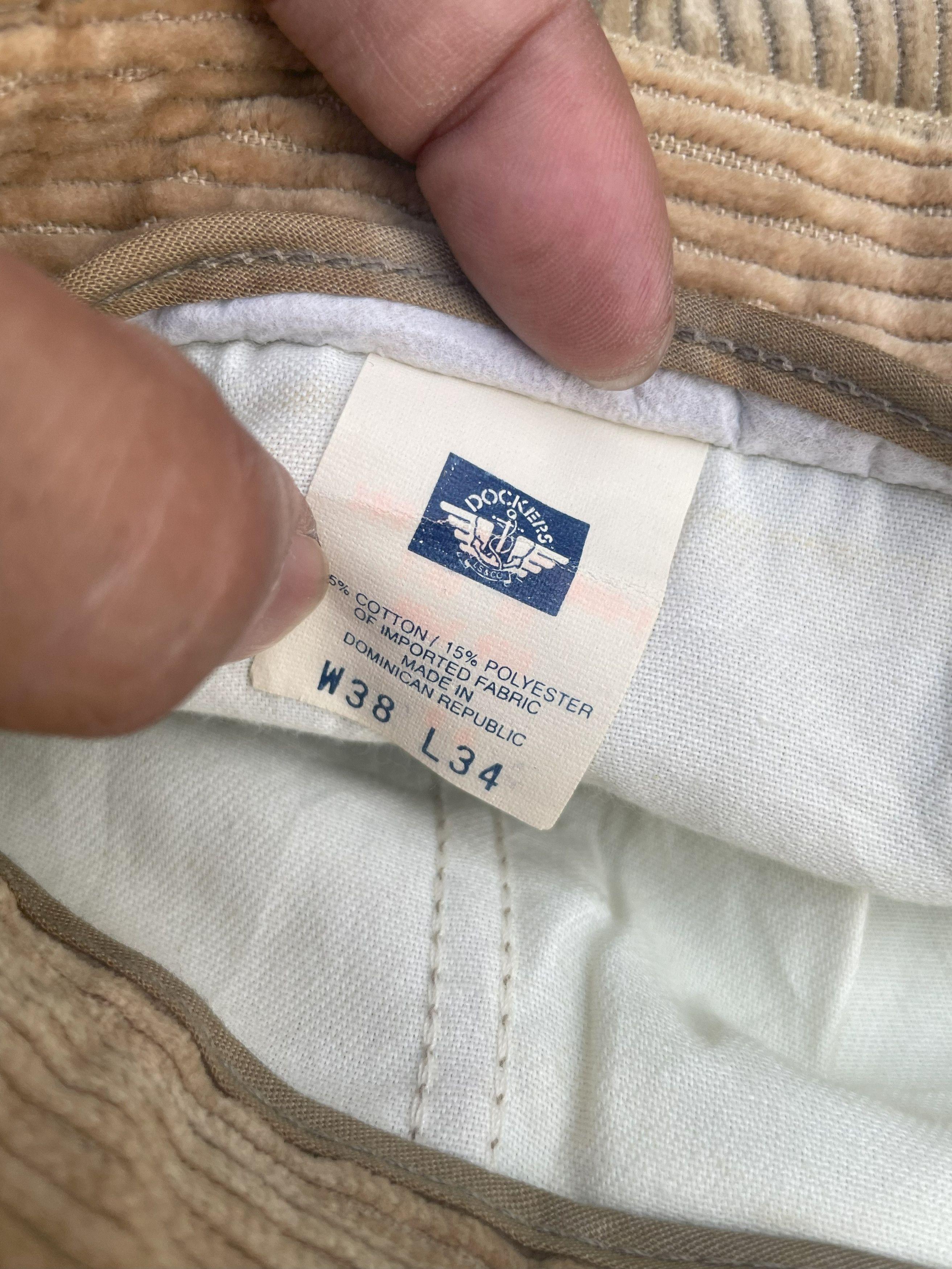 Dockers Vintage Dockers Coduroy Trouser Size US 37 - 11 Thumbnail