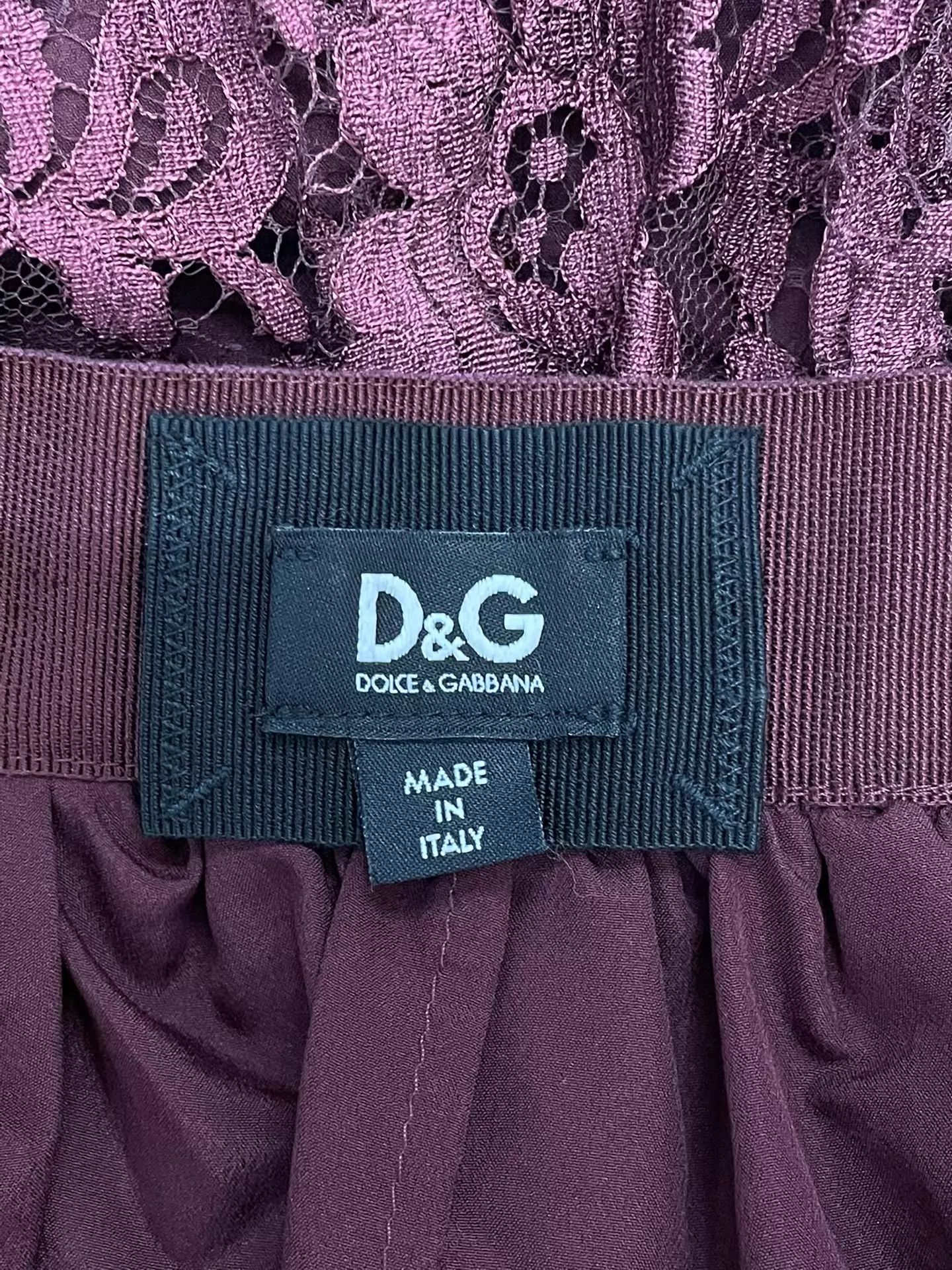 Dolce & Gabbana Dolce&Gabbana Women's Red Lace Skirt 42 Size 28" / US 6 / IT 42 - 3 Thumbnail