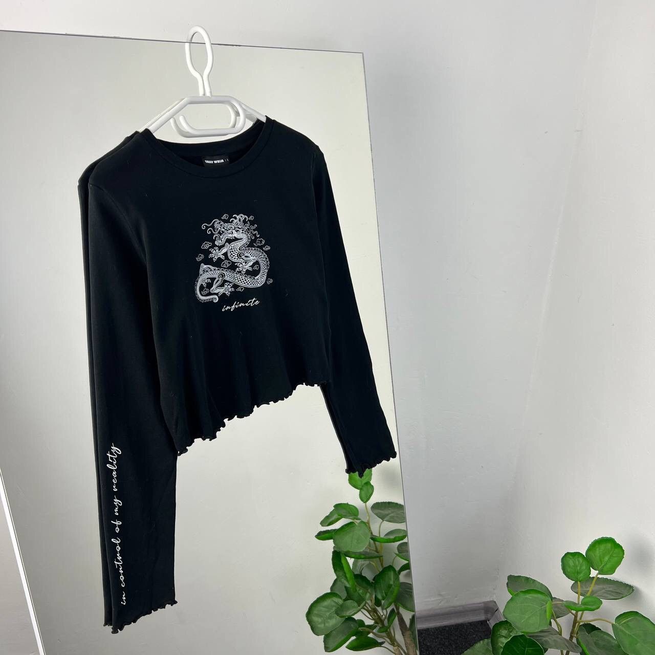 Affliction Crop longsleeve dragon big logo Japanese Style Y2k Size S / US 4 / IT 40 - 1 Thumbnail