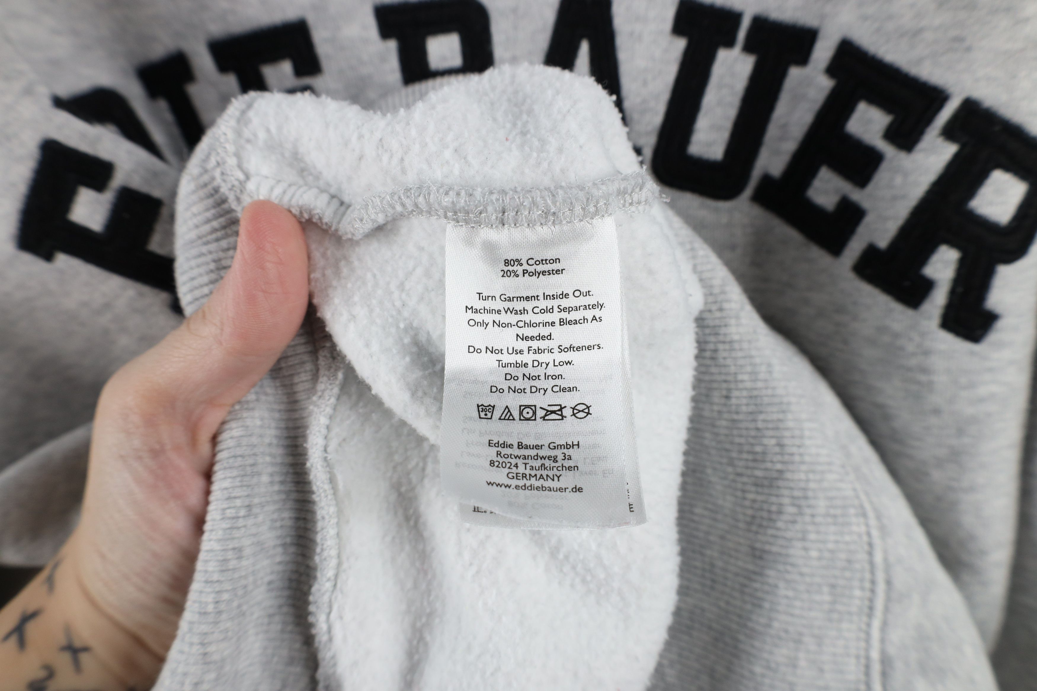 Eddie Bauer × Vintage Vintage Eddie Bauer Out Block Letter Crewneck Sweatshirt Size US L / EU 52-54 / 3 - 7 Thumbnail