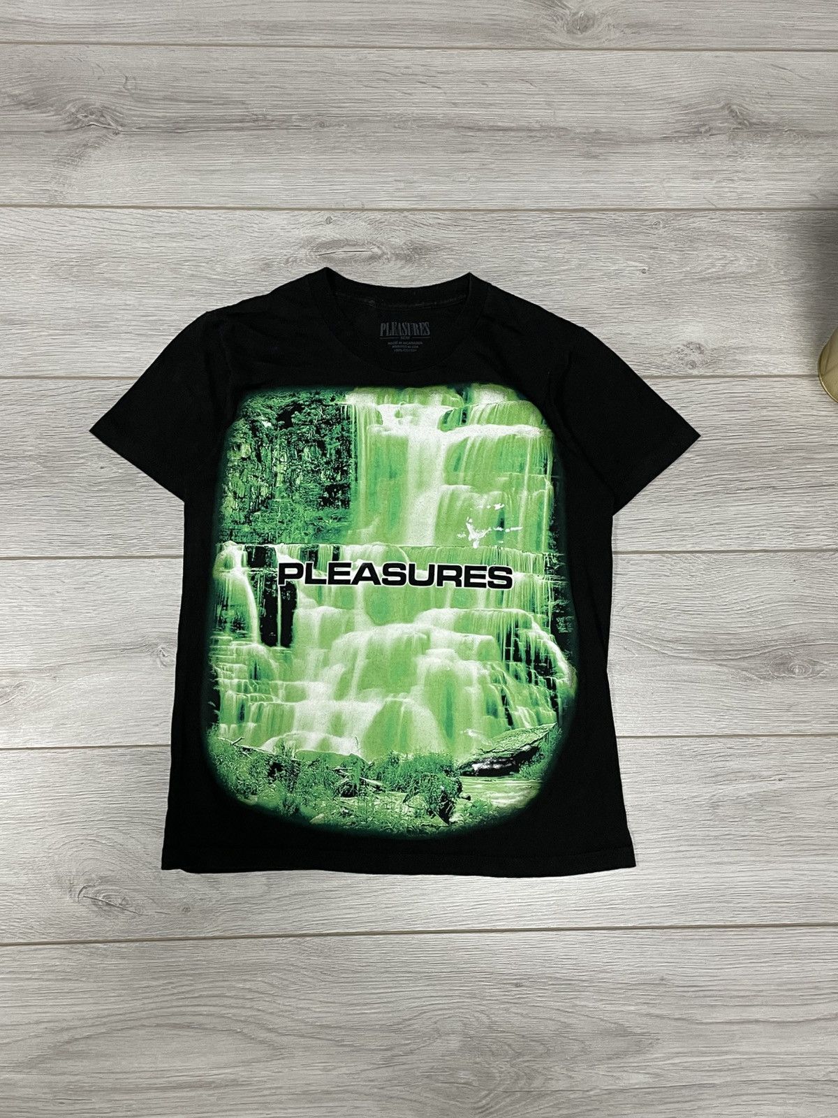 Pleasures Pleasures Desolation T-Shirt tee nuclear station over print Size US S / EU 44-46 / 1 - 2 Thumbnail
