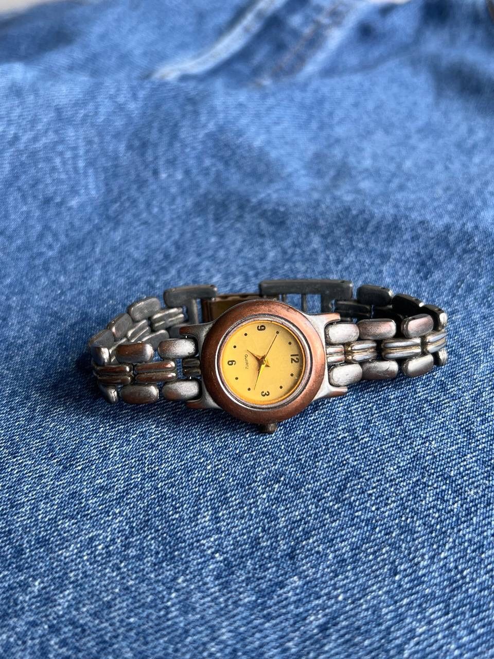 Japanese Brand × Jewelry × Vintage RETRO Japan Stylish Fashion Watch Analog Futuristic Yellow Size ONE SIZE - 2 Thumbnail