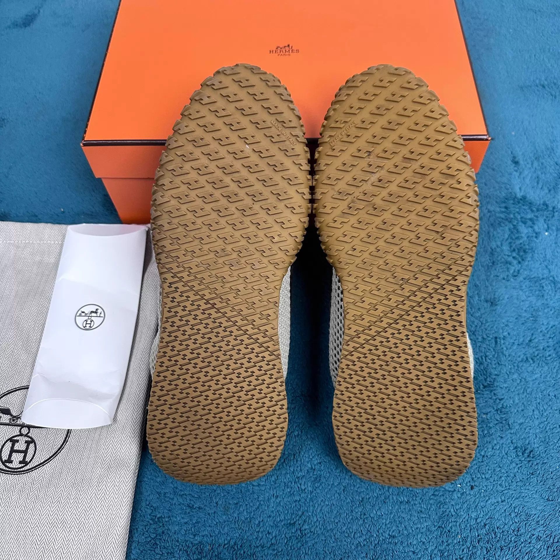 Hermes Hermès Jet Suede Colorblock Low-Top Sneaker Brown/Black 41 Size US 8 / EU 41 - 5 Thumbnail