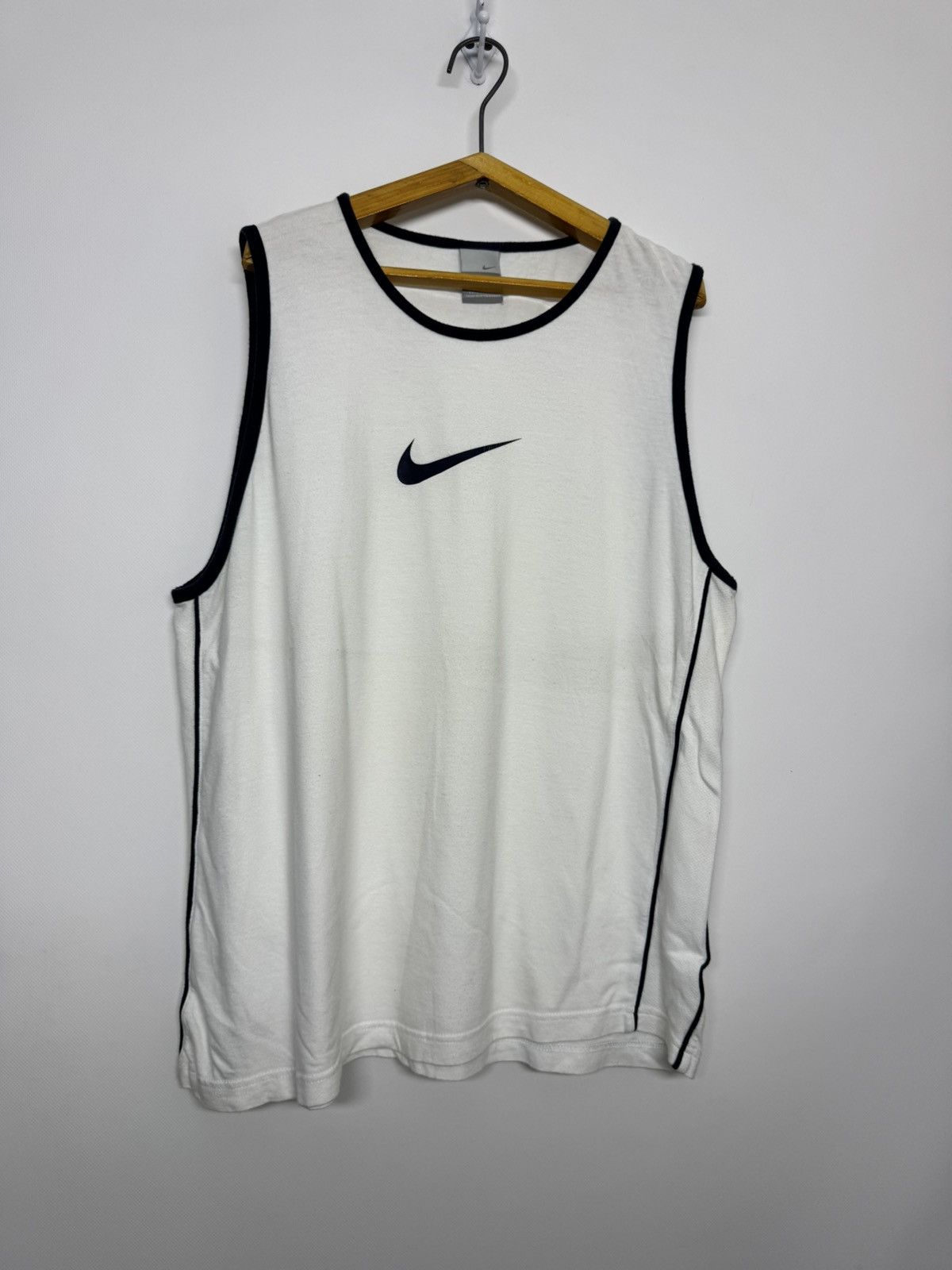 Nike Vintage Y2k Nike Big Swoosh Tank Tops 00’s Size US L / EU 52-54 / 3 - 4 Thumbnail