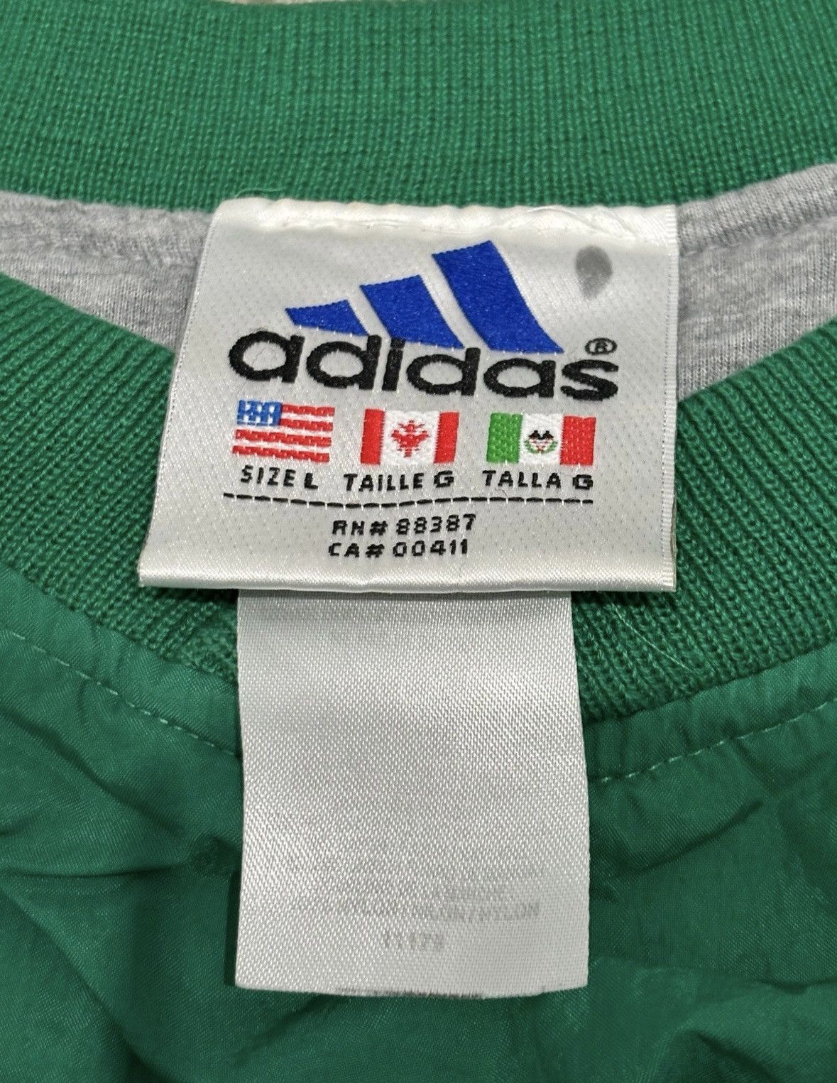 Adidas × Vintage Adidas Vintage Windbreaker Pullover Jacket Size L Size US L / EU 52-54 / 3 - 3 Thumbnail