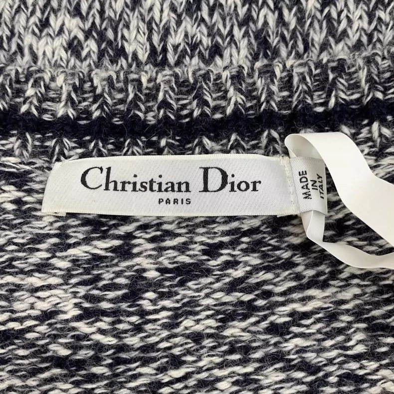 Dior Christian Dior Gray Wool VNeck Sweater-2506 Size US L / EU 52-54 / 3 - 6 Thumbnail