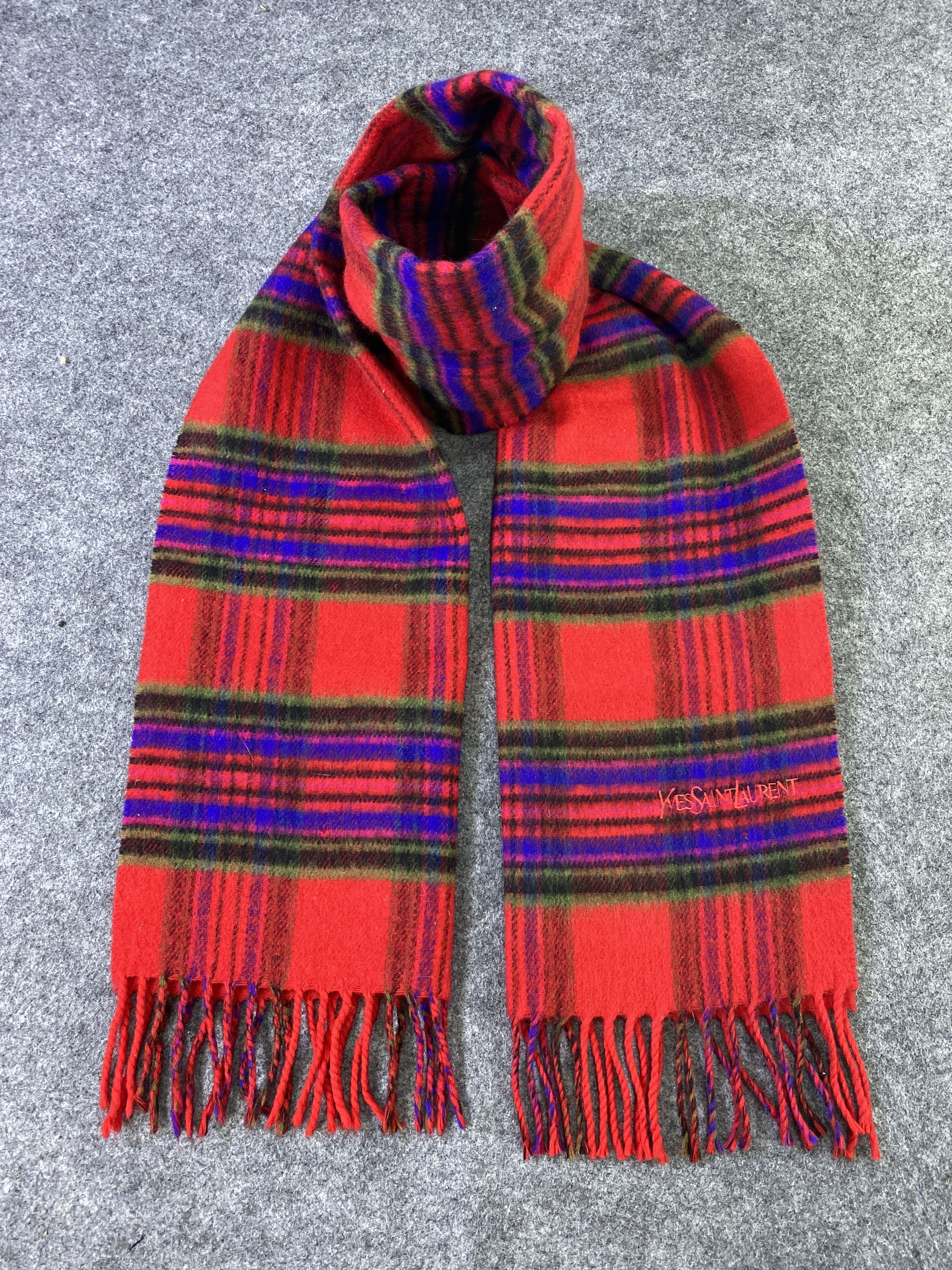 Yves Saint Laurent Yves Saint Laurent Scarf / Muffler / Neckwear -T872 Size ONE SIZE - 1 Thumbnail