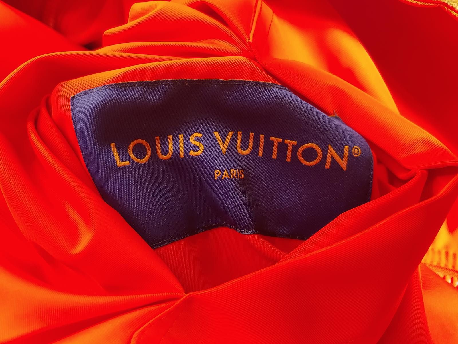 Louis Vuitton Louis Vuitton Monogram Reversible Nylon Windbreaker in Red Size ONE SIZE - 6 Thumbnail