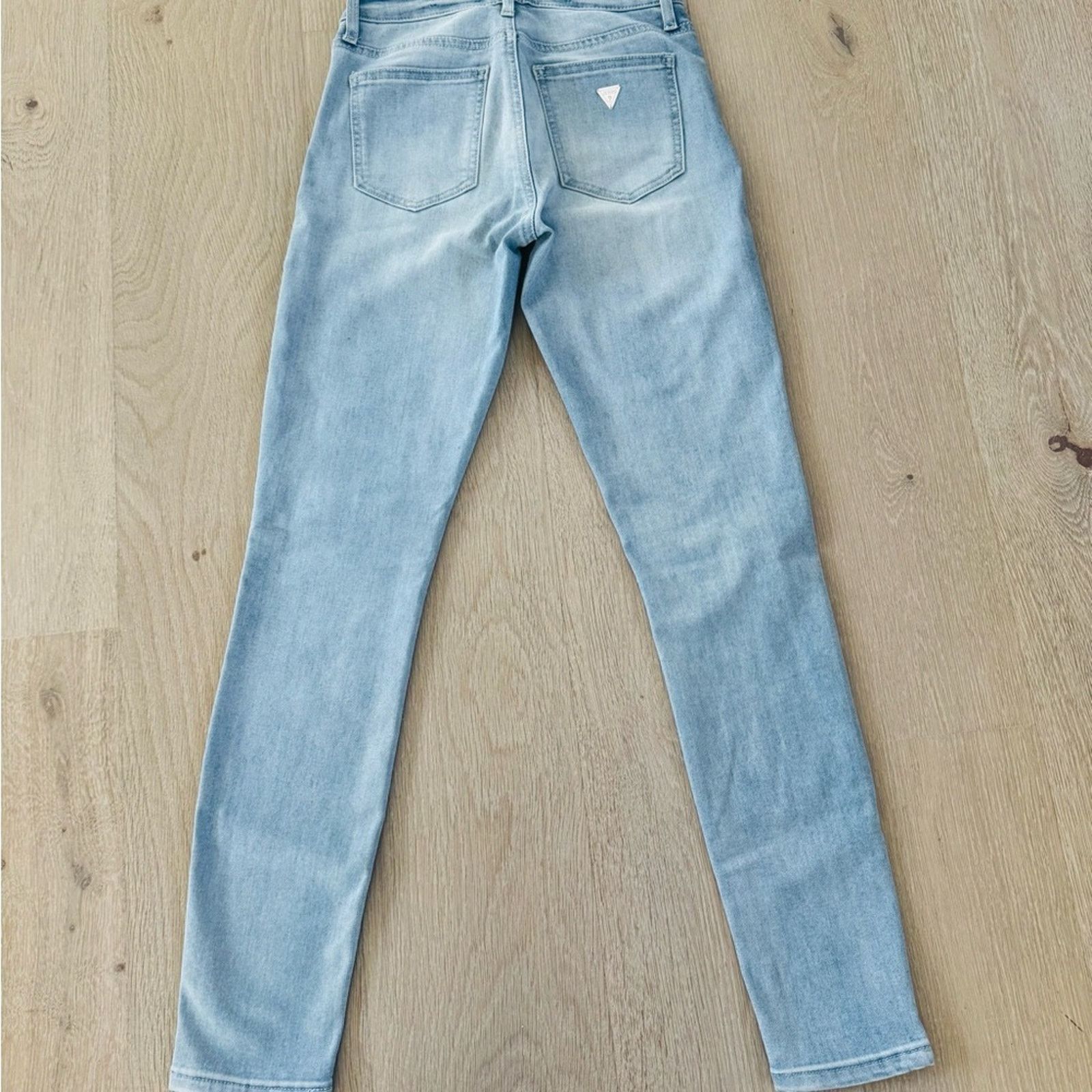 Guess New Guess Y2K Classic Light Blue Skinny Jeans size 23 Size 23" - 2 Thumbnail